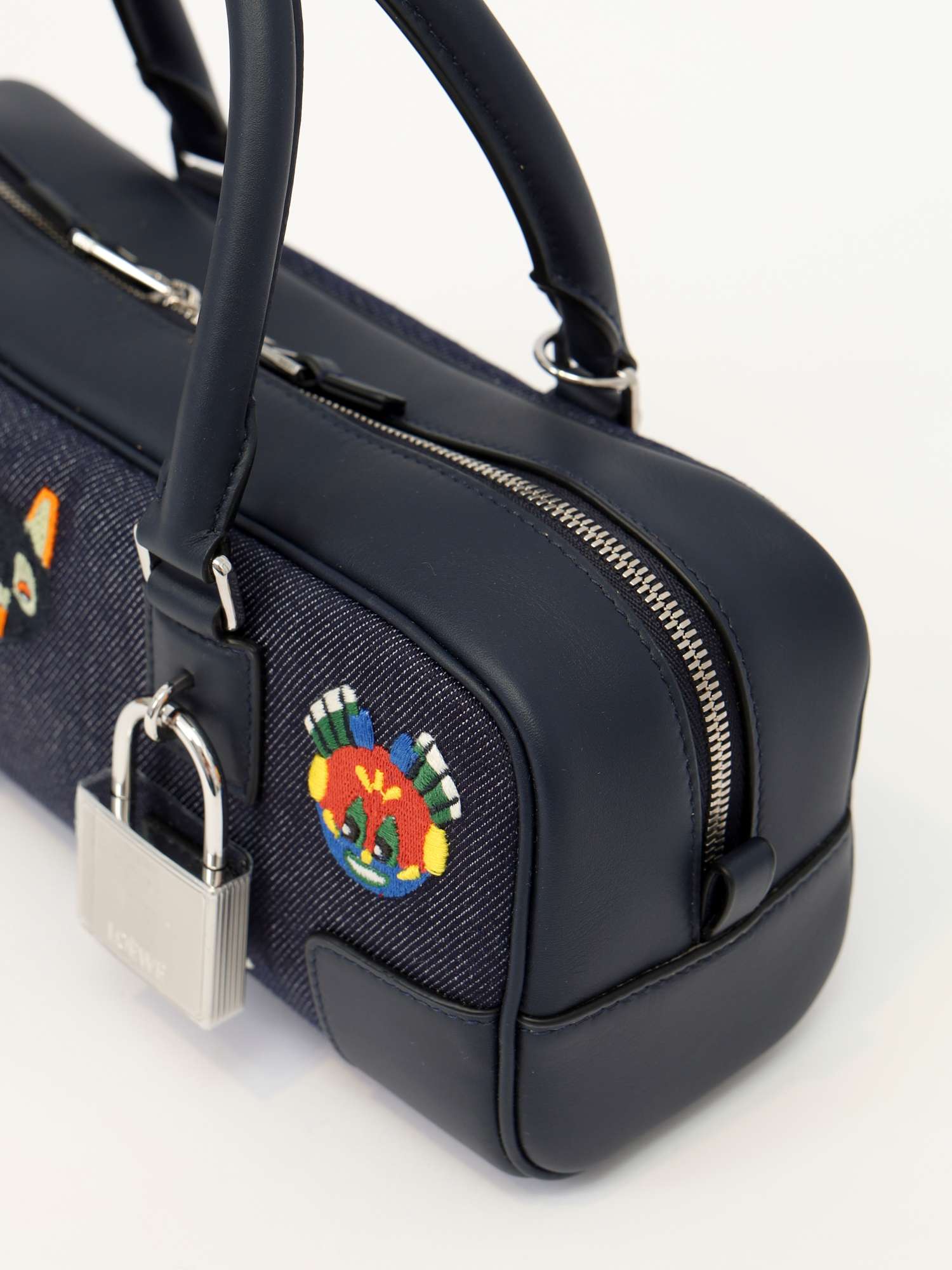 Сумки Loewe Amazona изображение #8