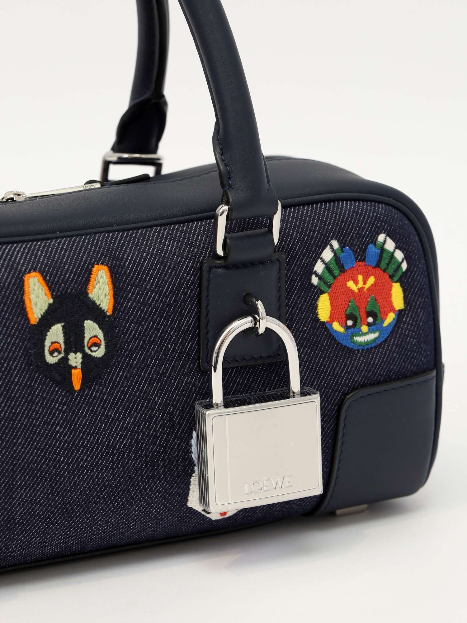 Сумки Loewe Amazona изображение #6