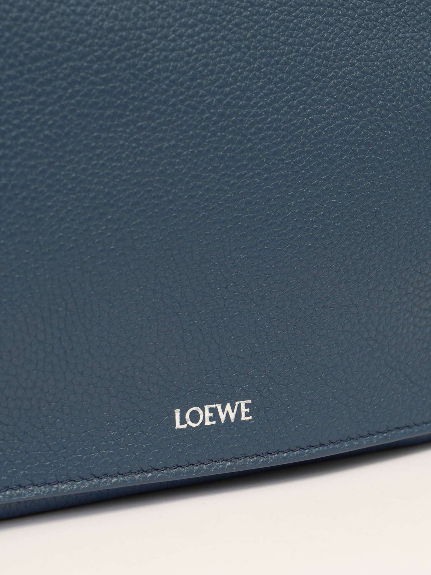 Сумки Loewe Pebble изображение #6