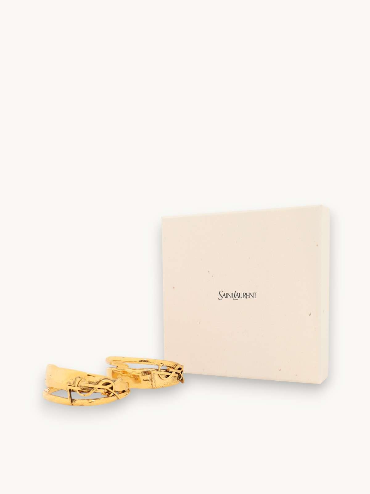 Украшения Saint Laurent Cassandre изображение #3