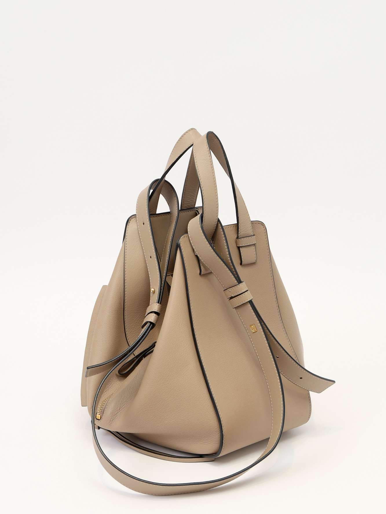 Сумки Loewe Hammock изображение #4