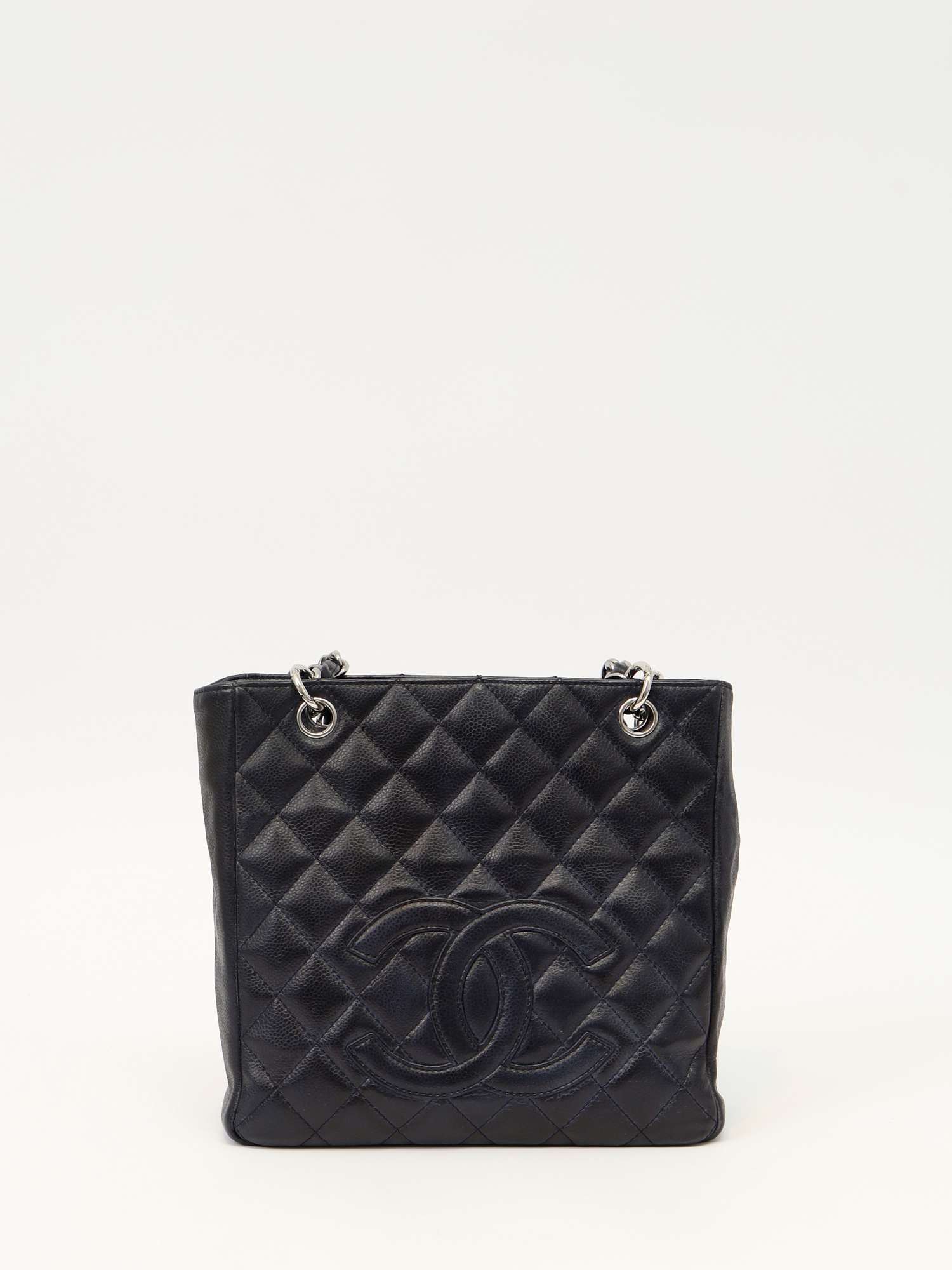 Chanel Shopping