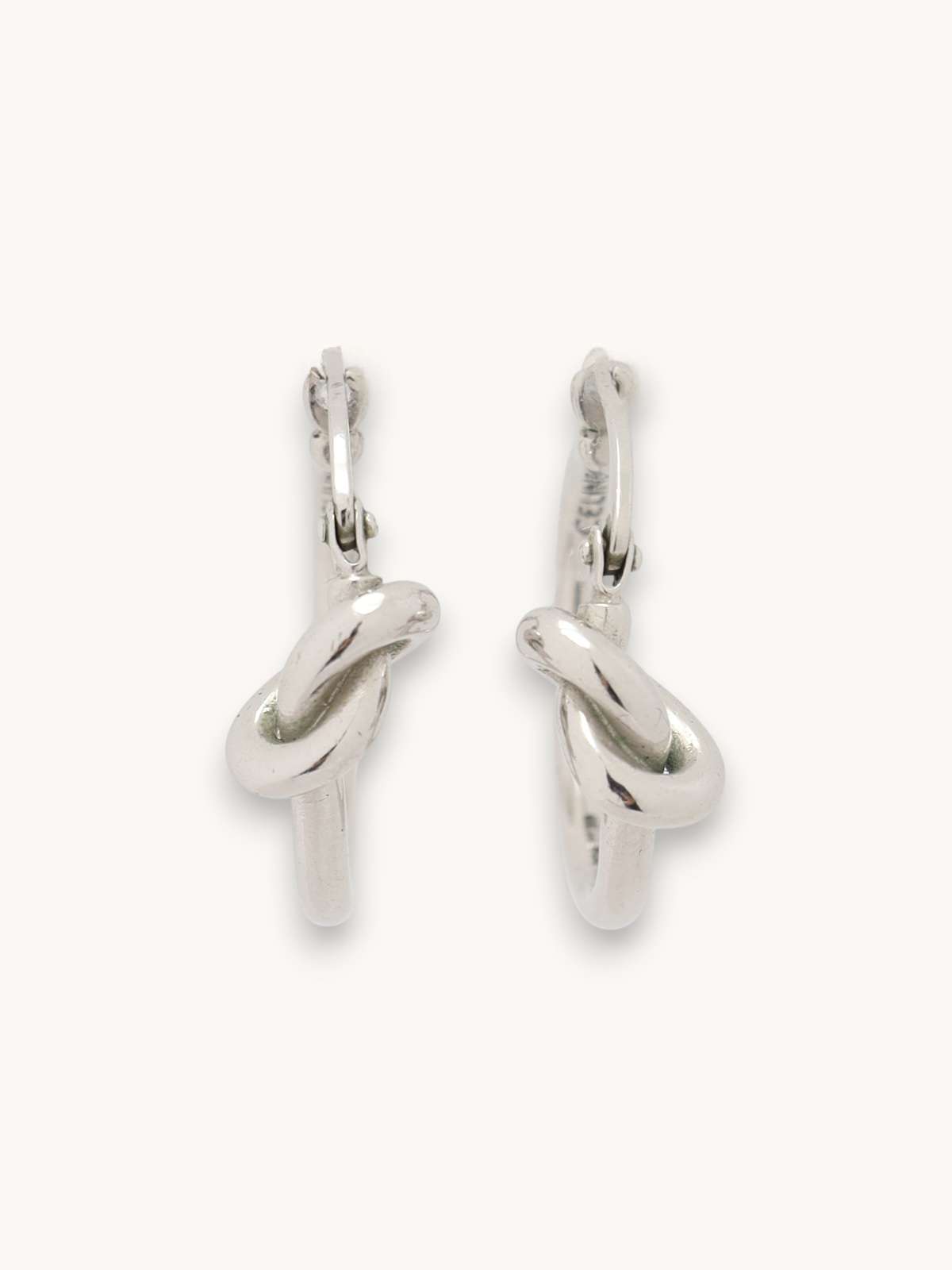 Celine Knot