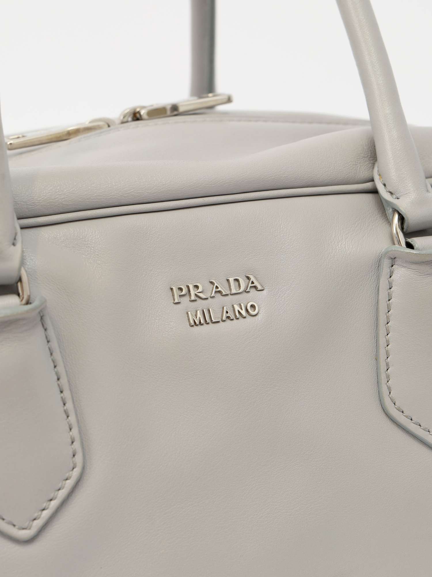 Prada Inside  5