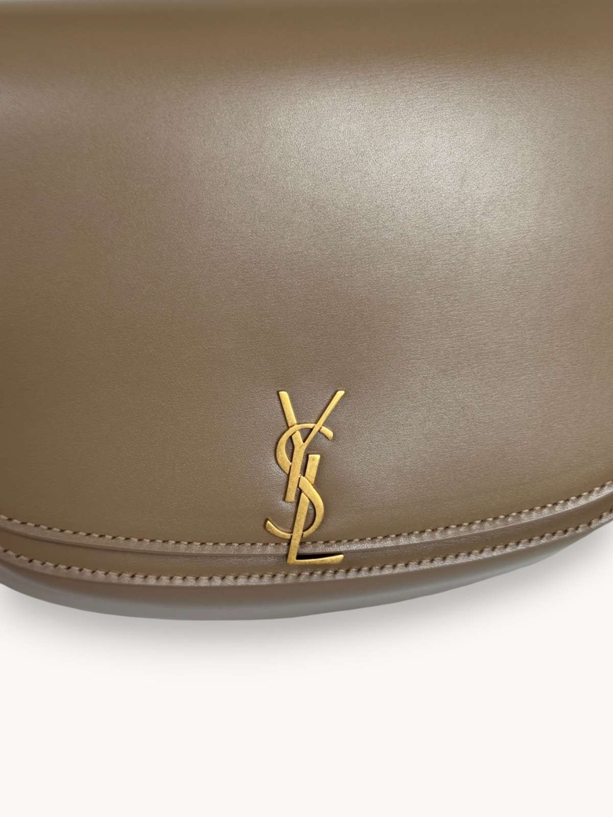 Сумки Saint Laurent Voltaire изображение #5