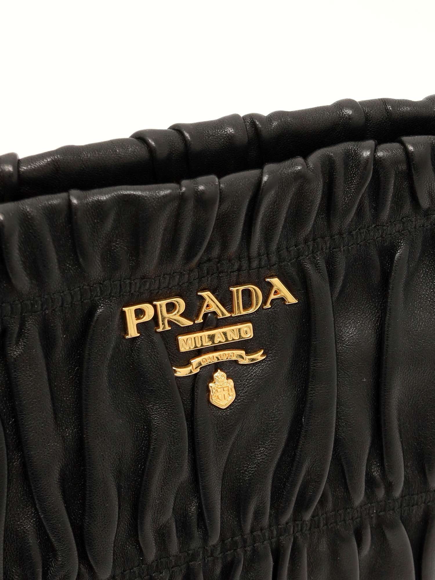 Сумки Prada Gaufre изображение #6