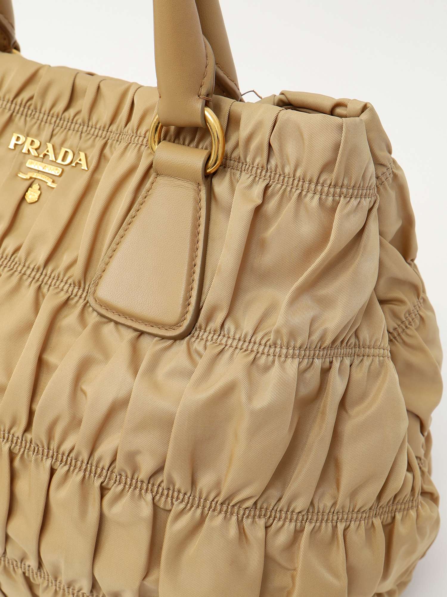 Сумки Prada Gaufre изображение #7