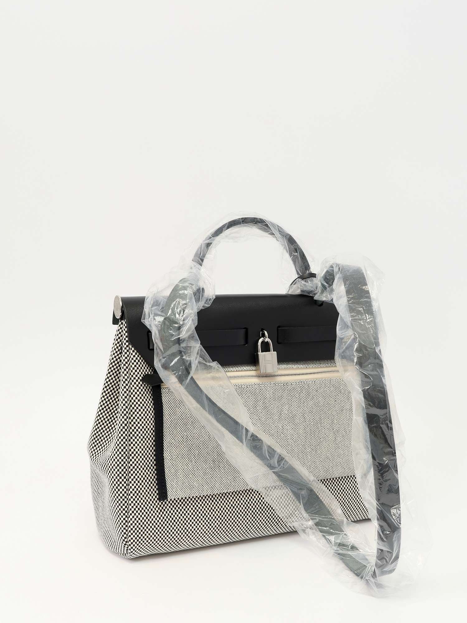 Сумки Hermes Herbag 31 изображение #4