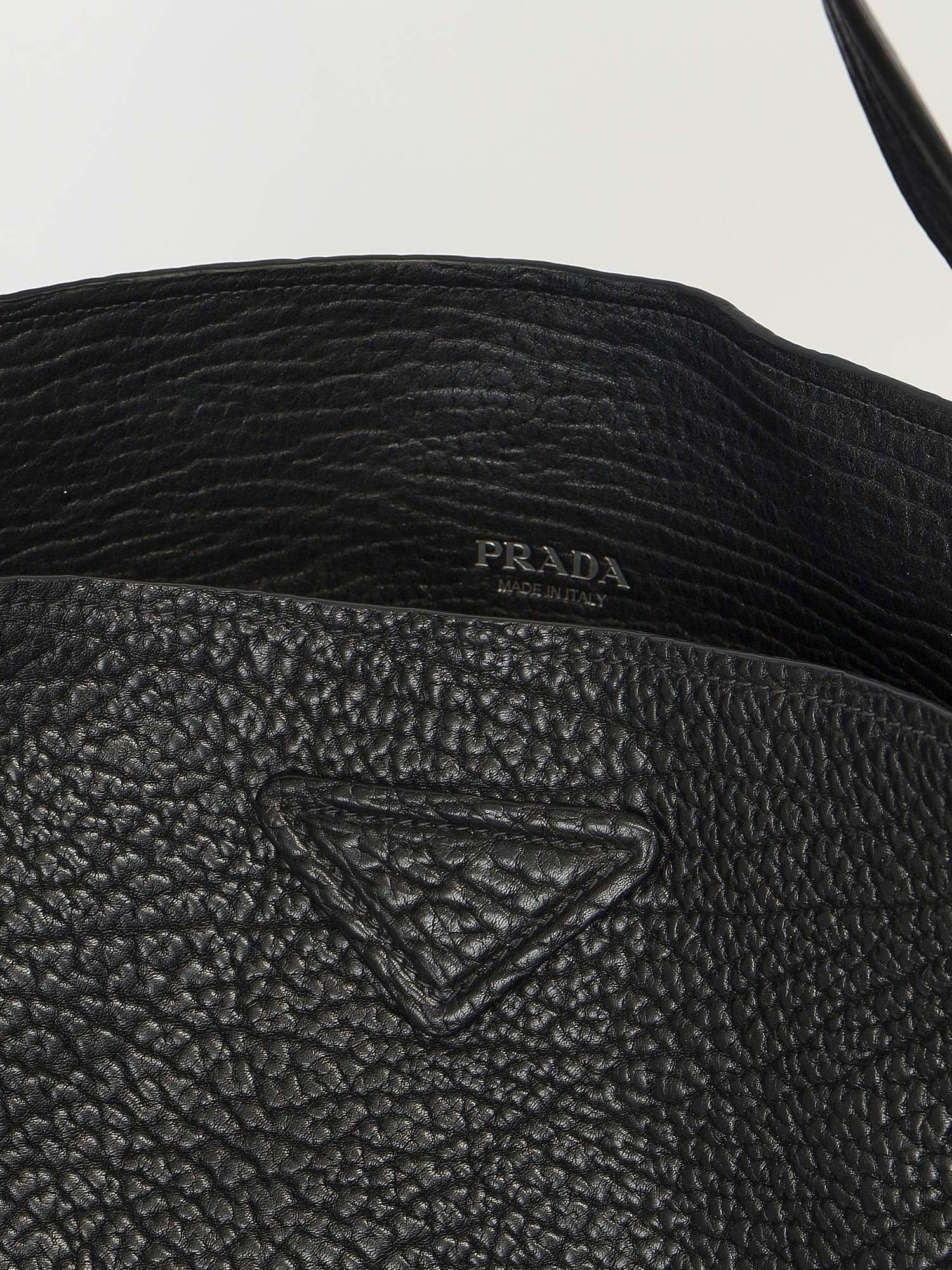 Prada   5