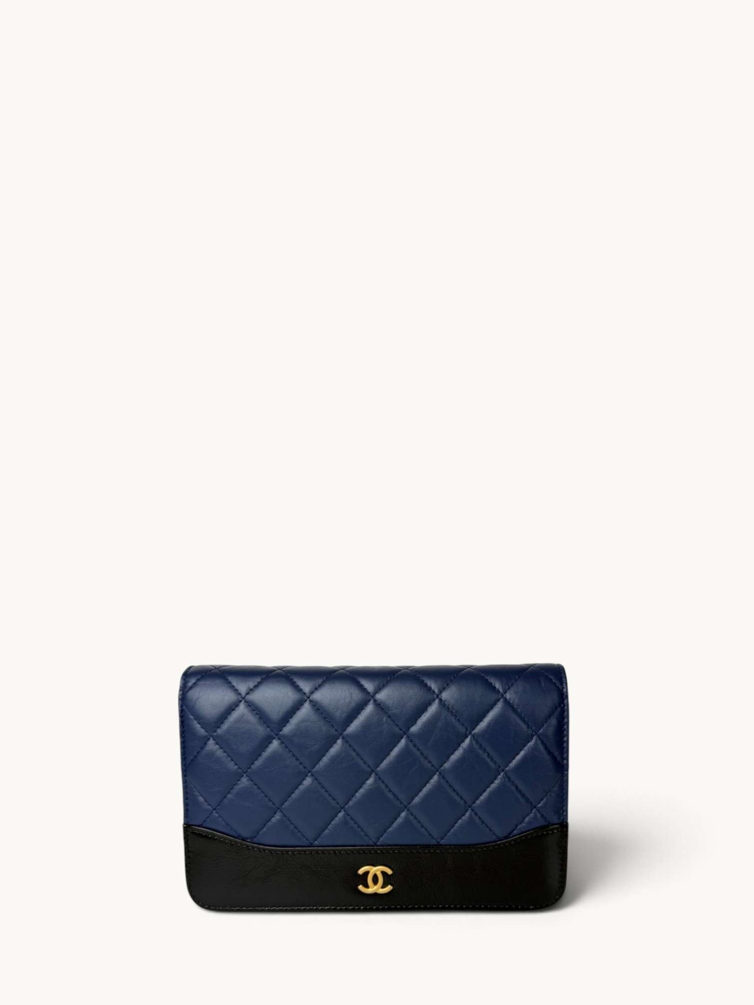 Chanel WOC