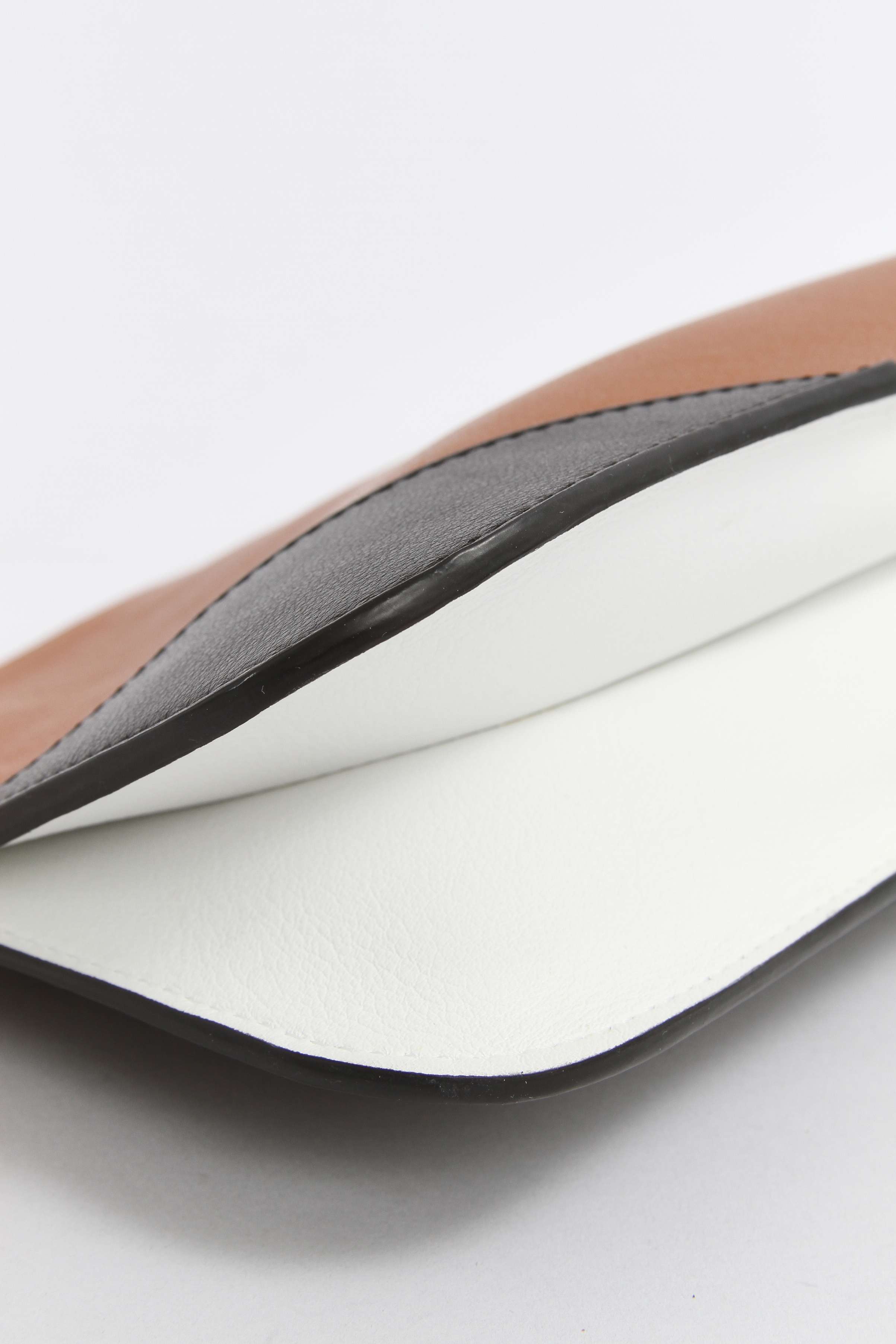 JW Anderson Pierce 5