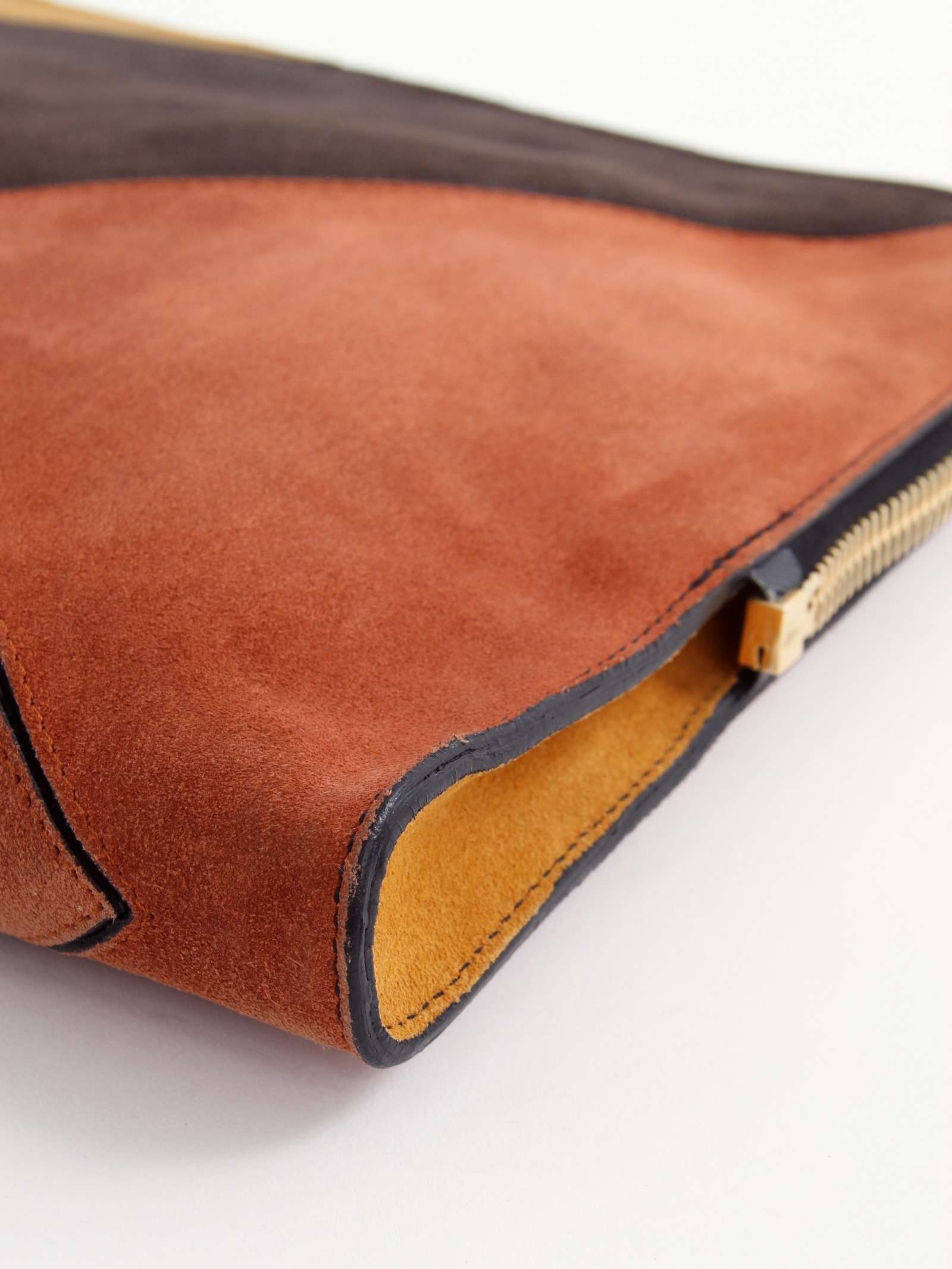 Burberry Clutch 5