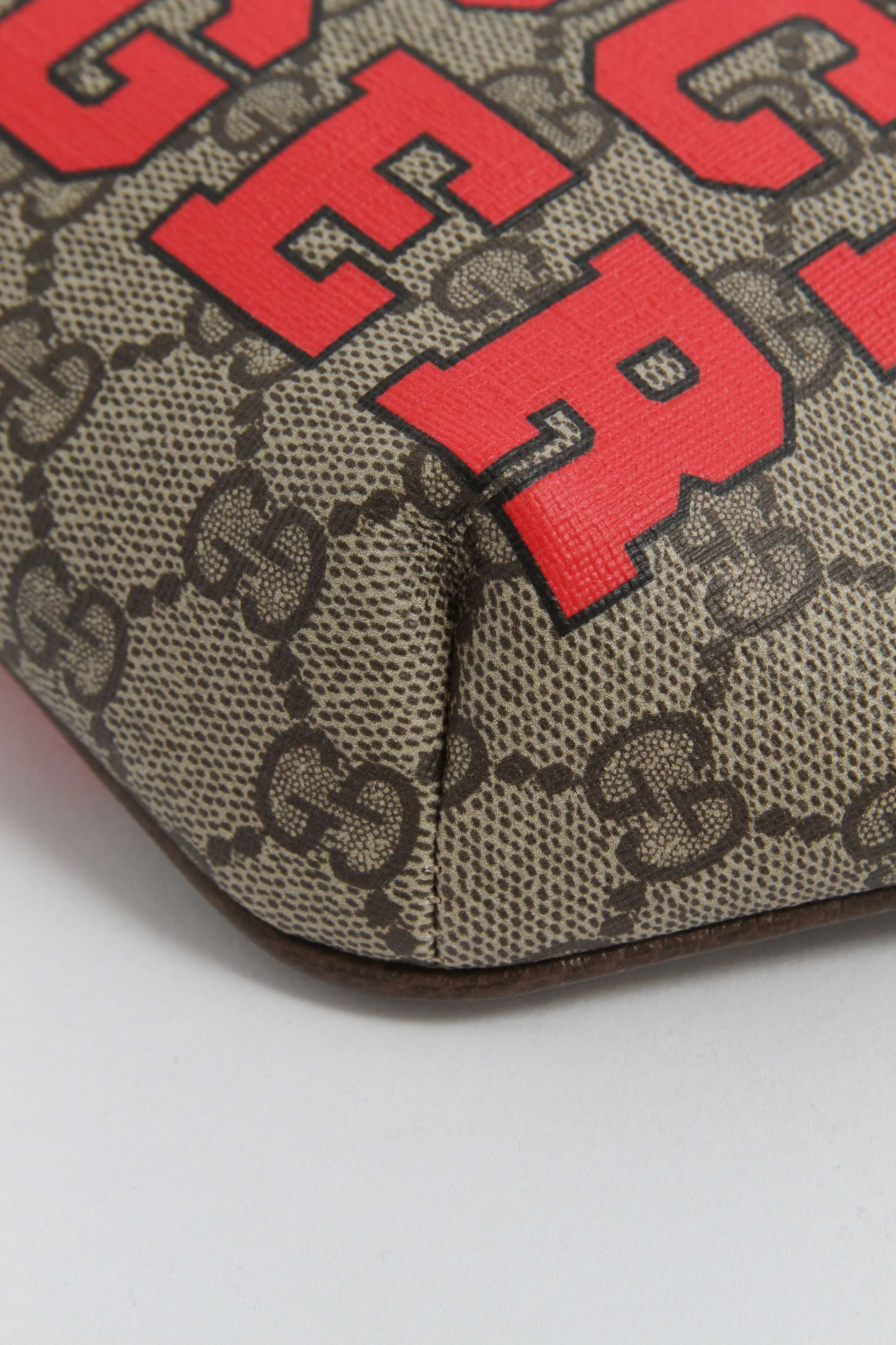 Gucci GG Supreme 5