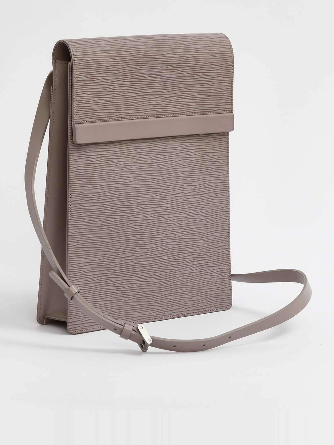 Louis Vuitton Leather Bag 2