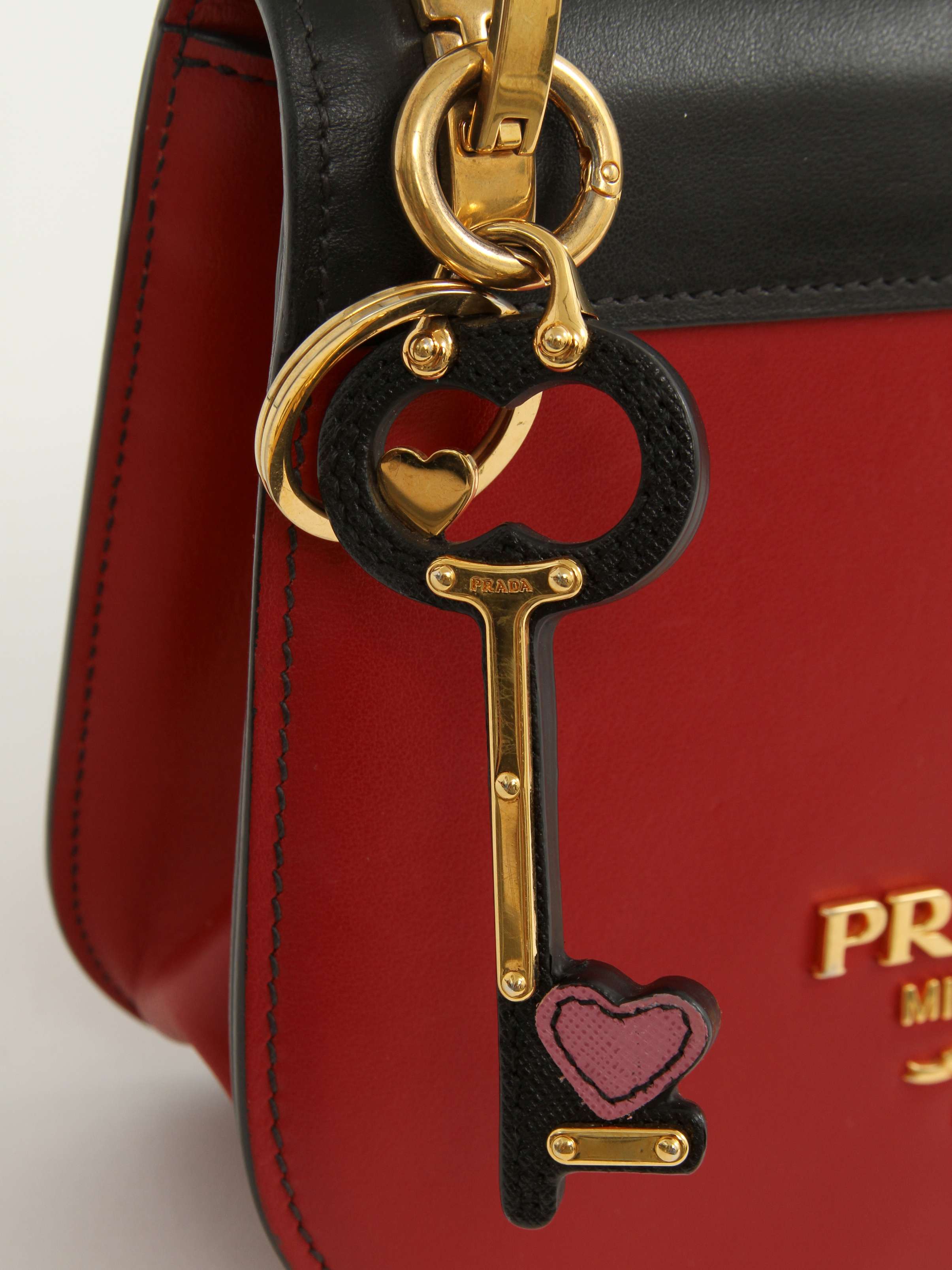 Prada Pionniere 5