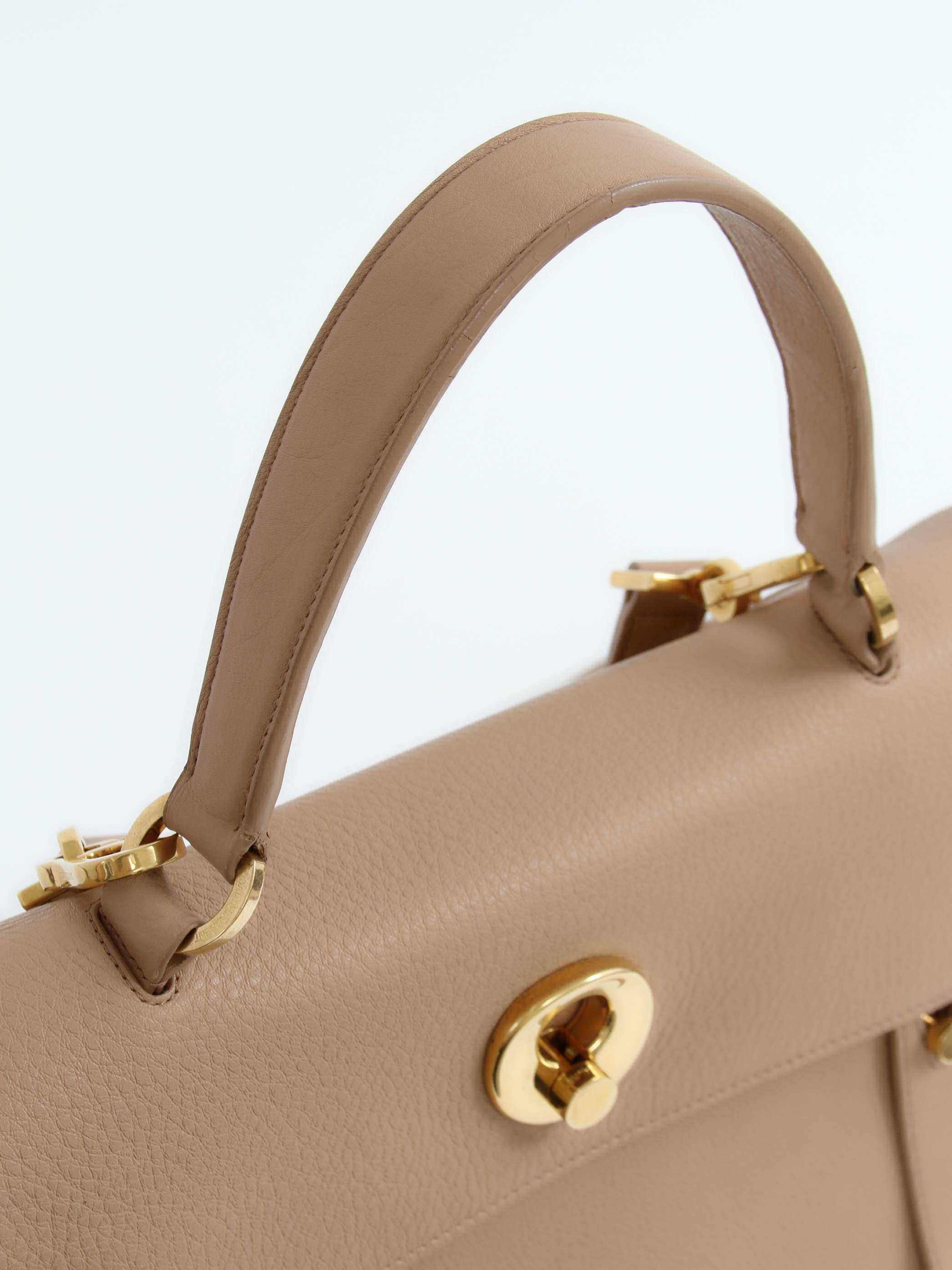 Saint Laurent Muse Two 5