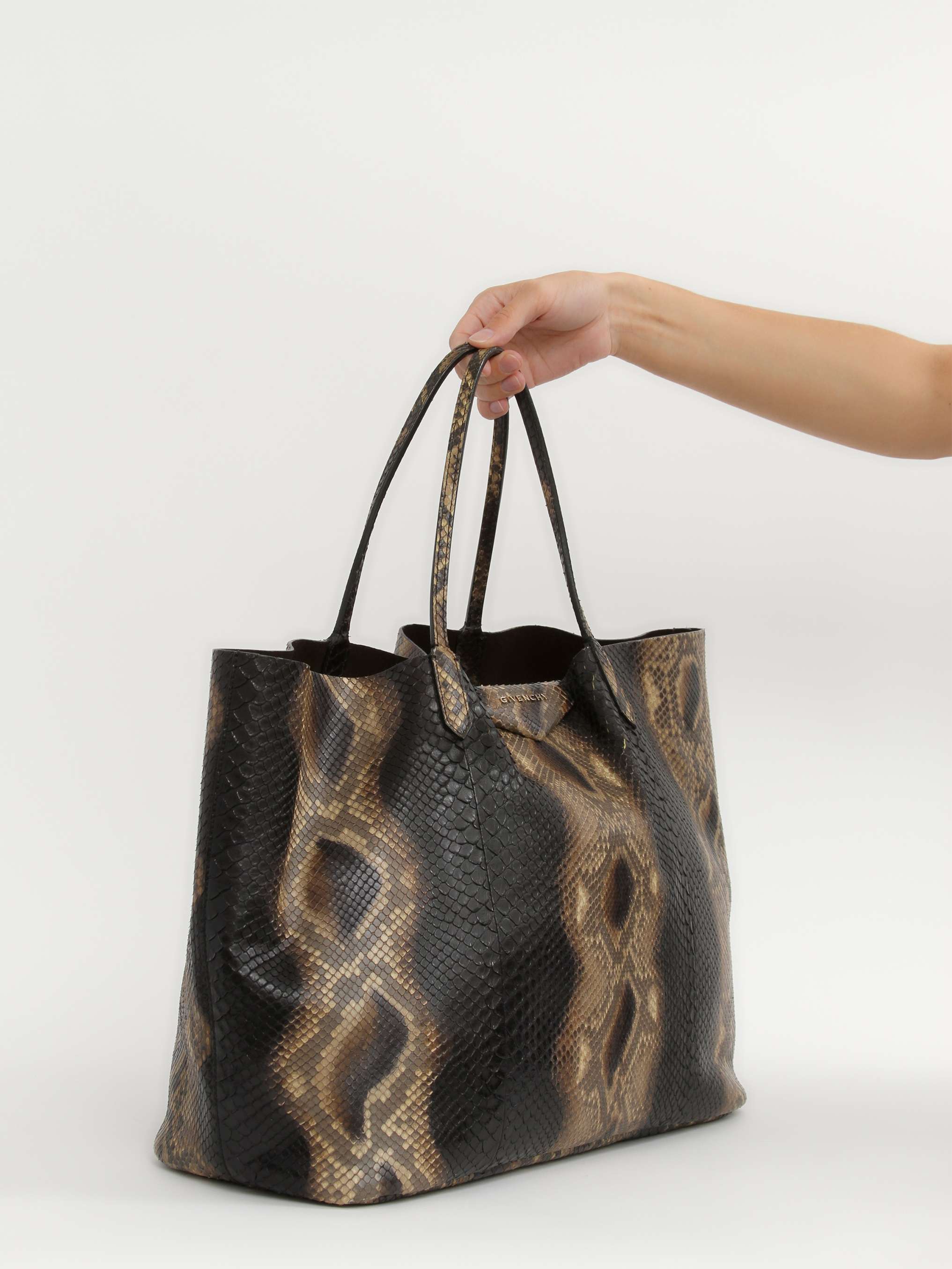 Givenchy Antigona 2