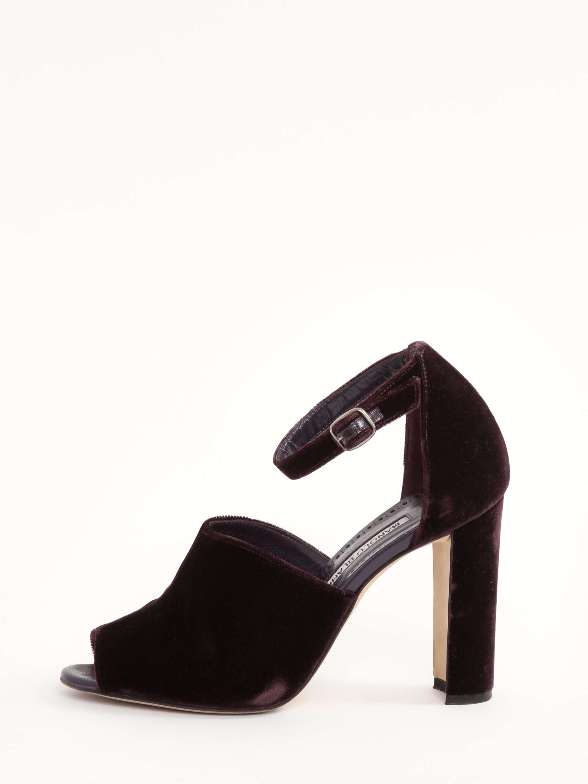 Manolo Blahnik 37 2