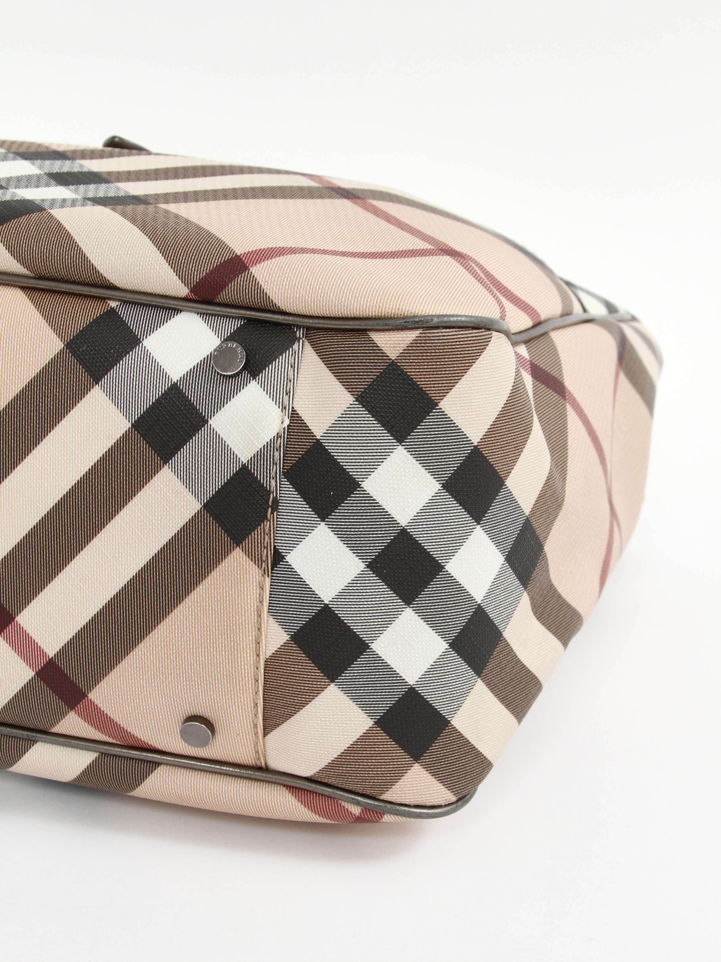 Burberry Regent 5
