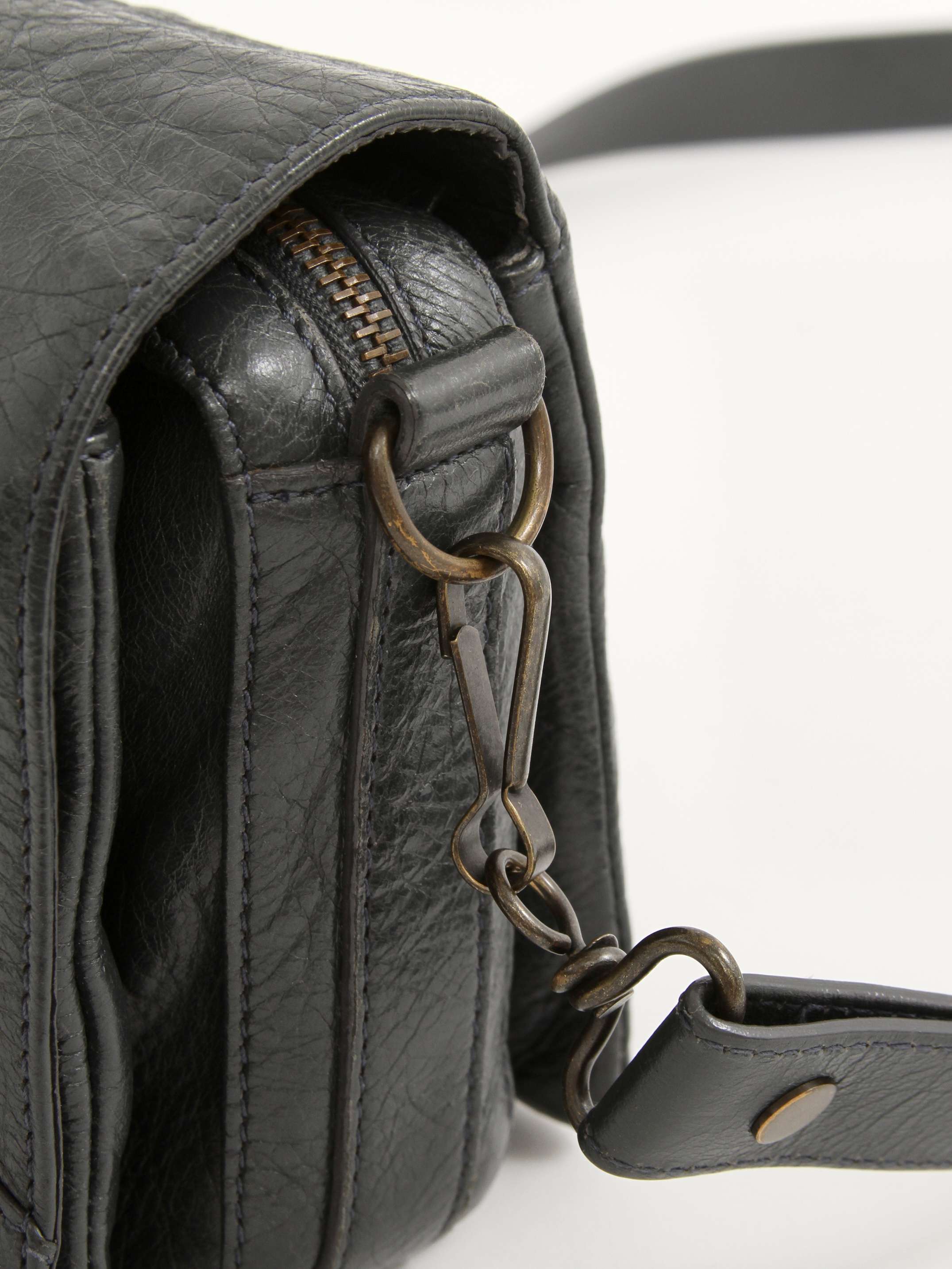 Balenciaga City  5