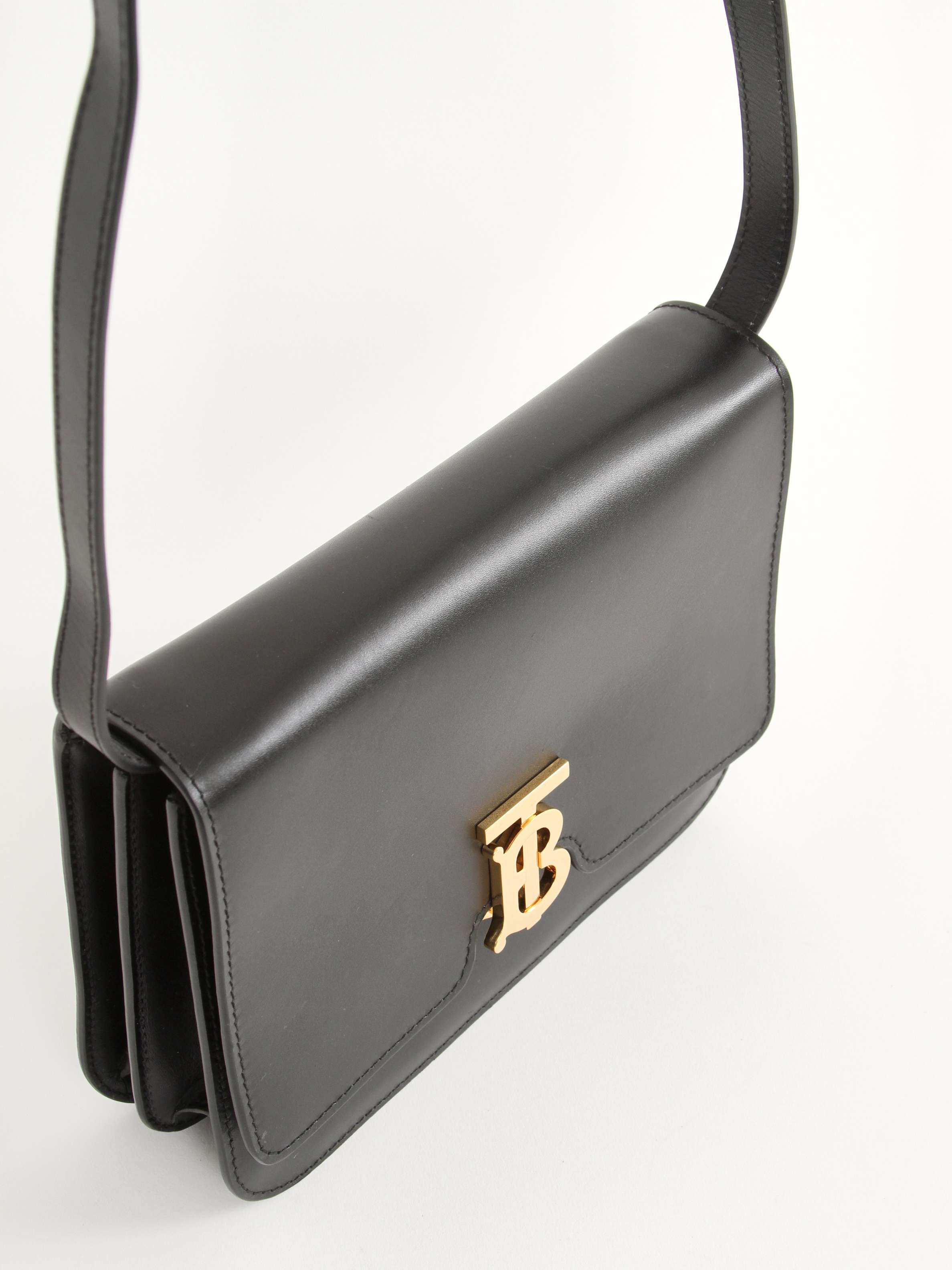 Burberry TB   5