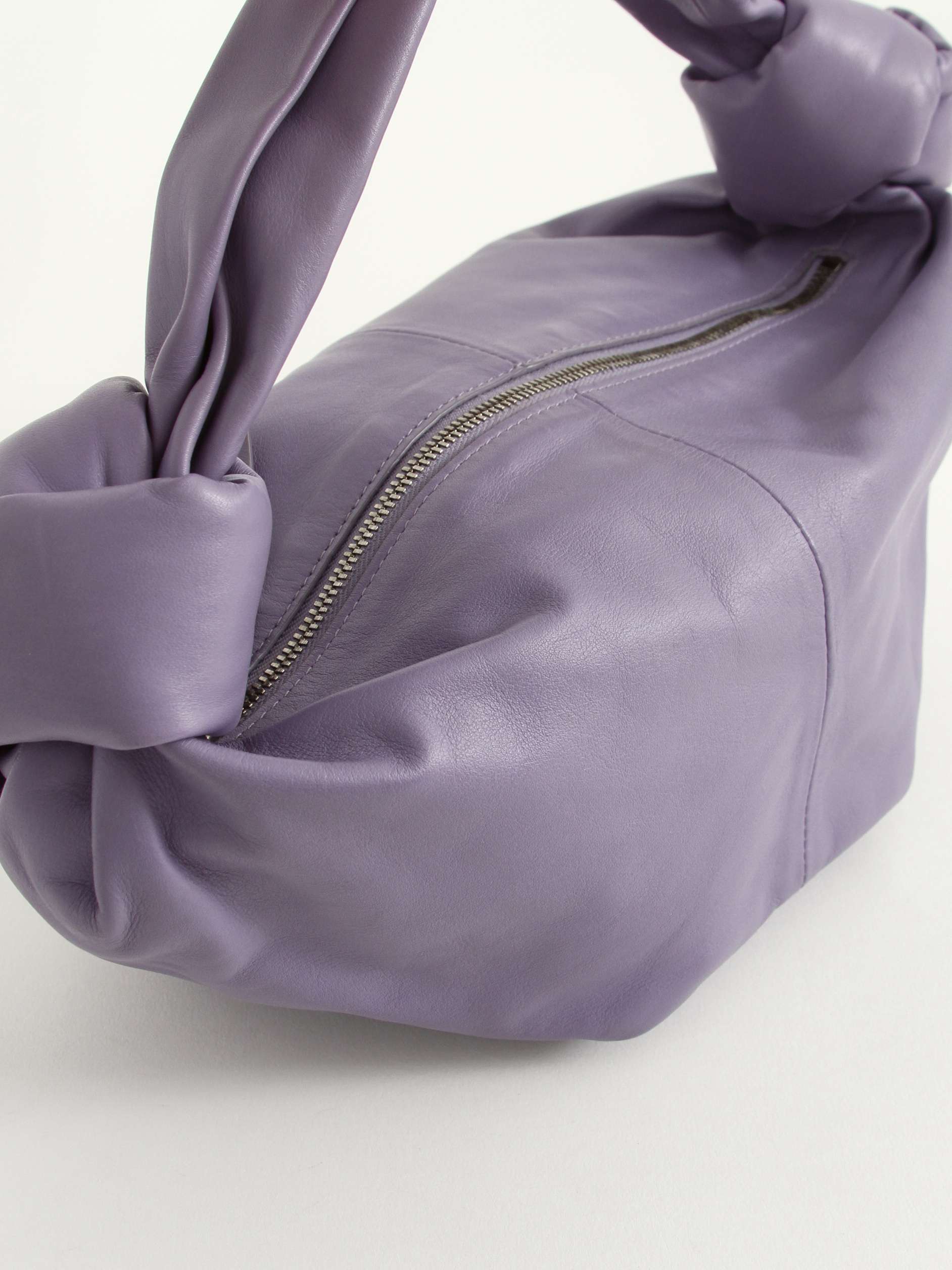 Bottega Veneta Double Knot 5