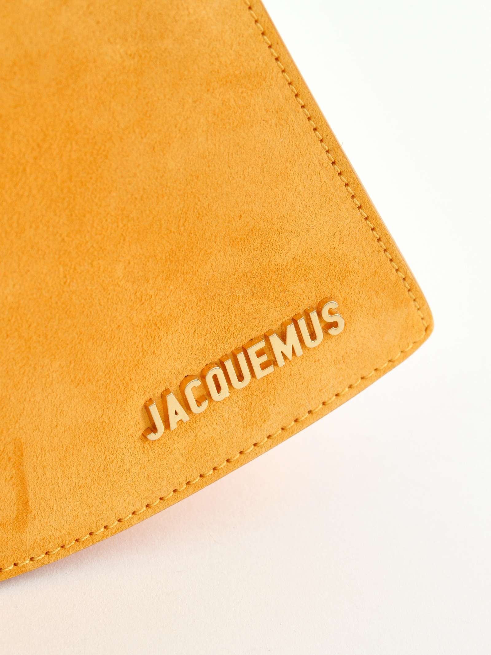 Jacquemus La Vague 5