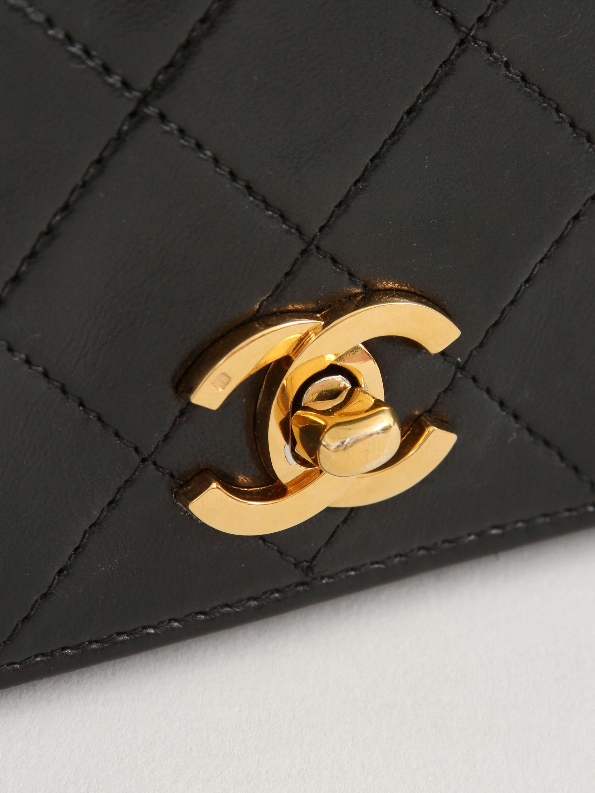 Chanel Timeless Classic 5