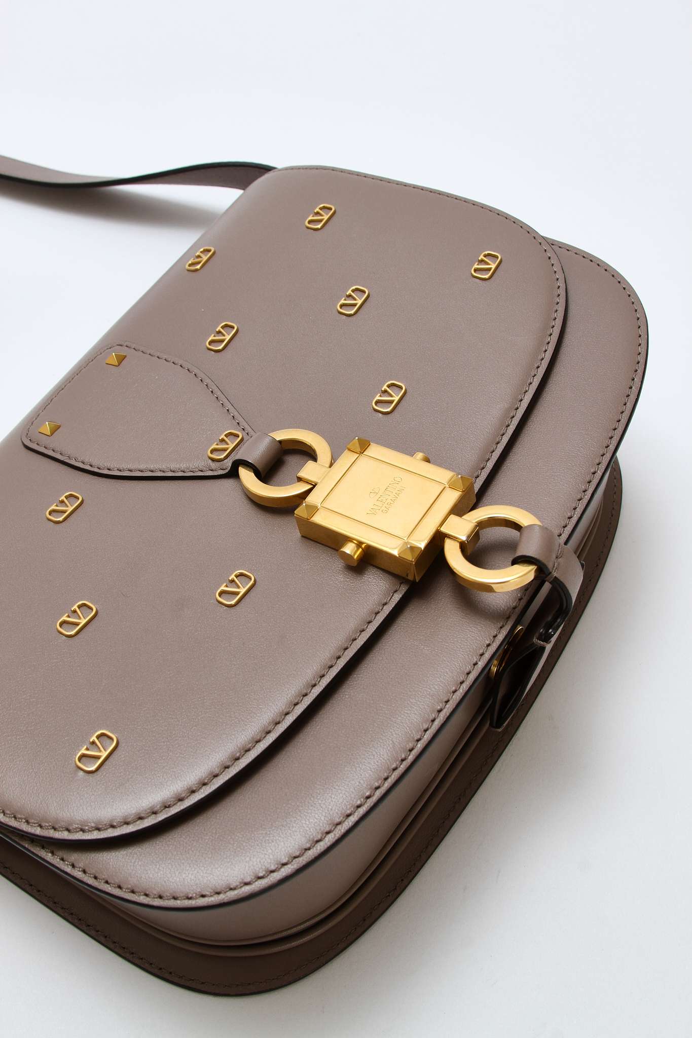 Valentino Leather Bag 5