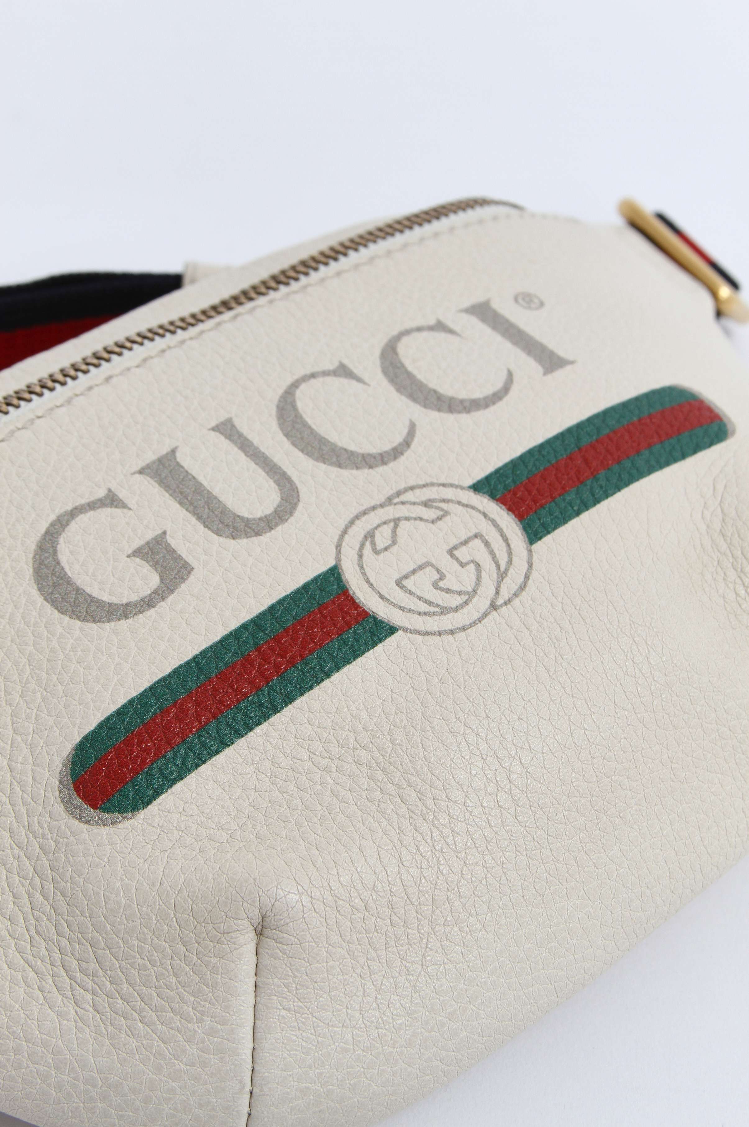 Gucci Leather Bag 5
