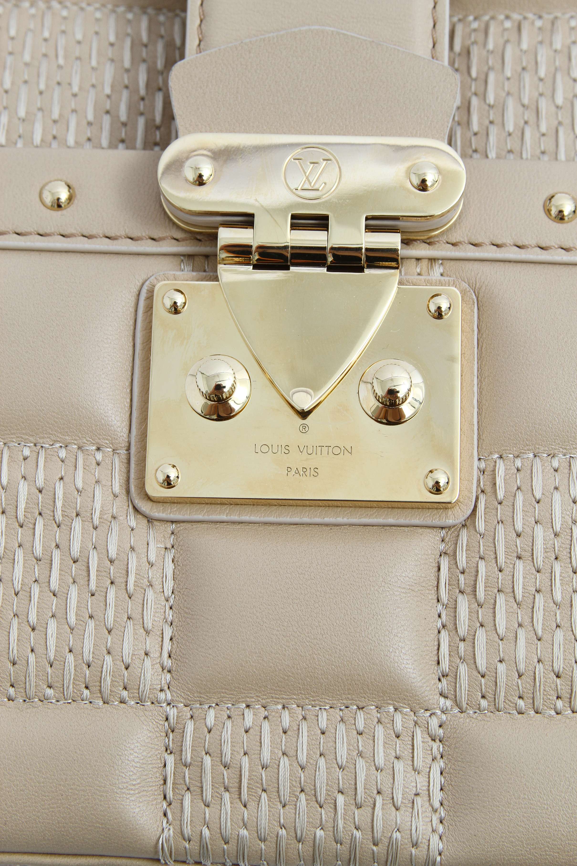 Louis Vuitton Troca 5