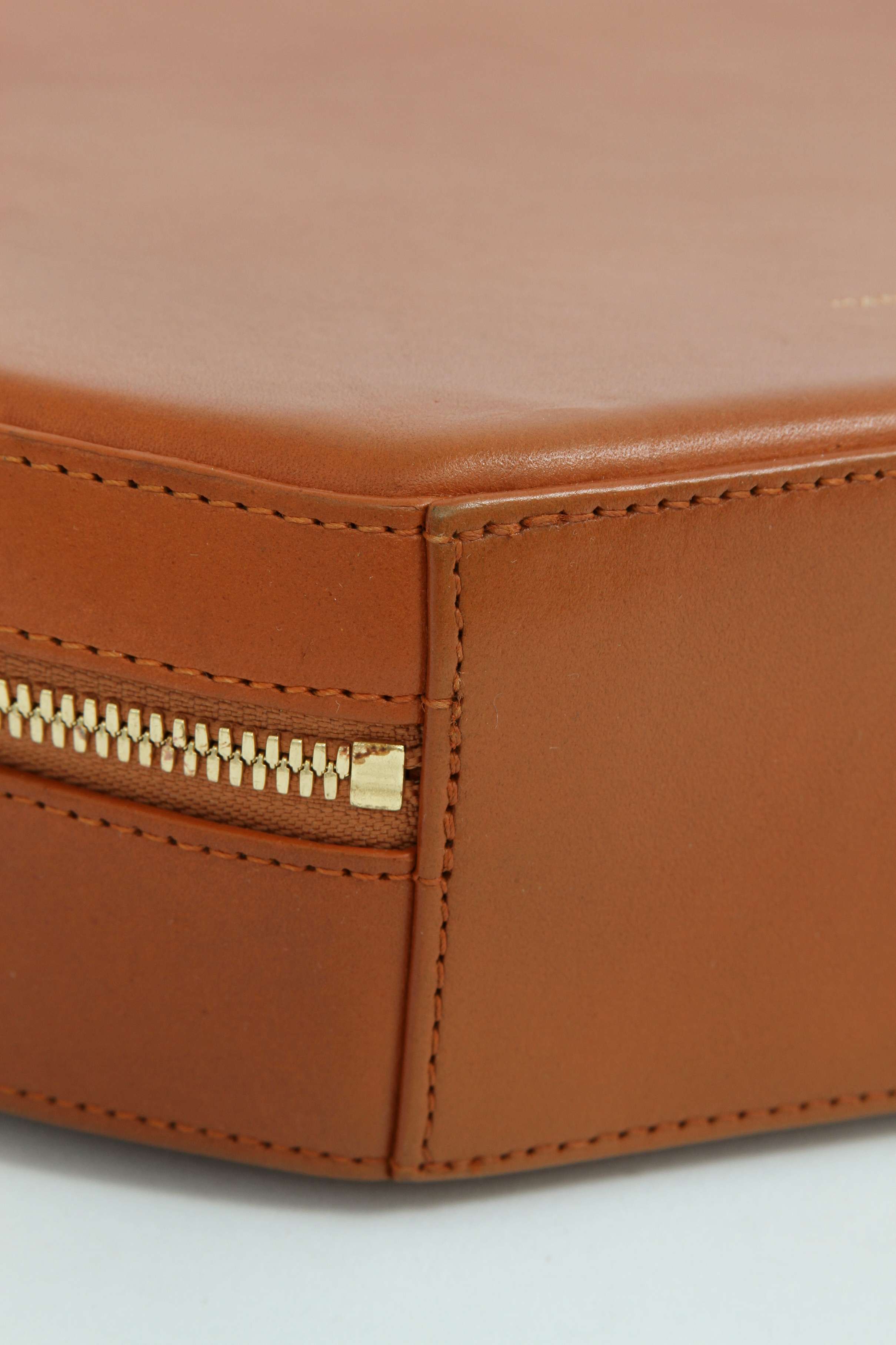 Mansur Gavriel Circle 5