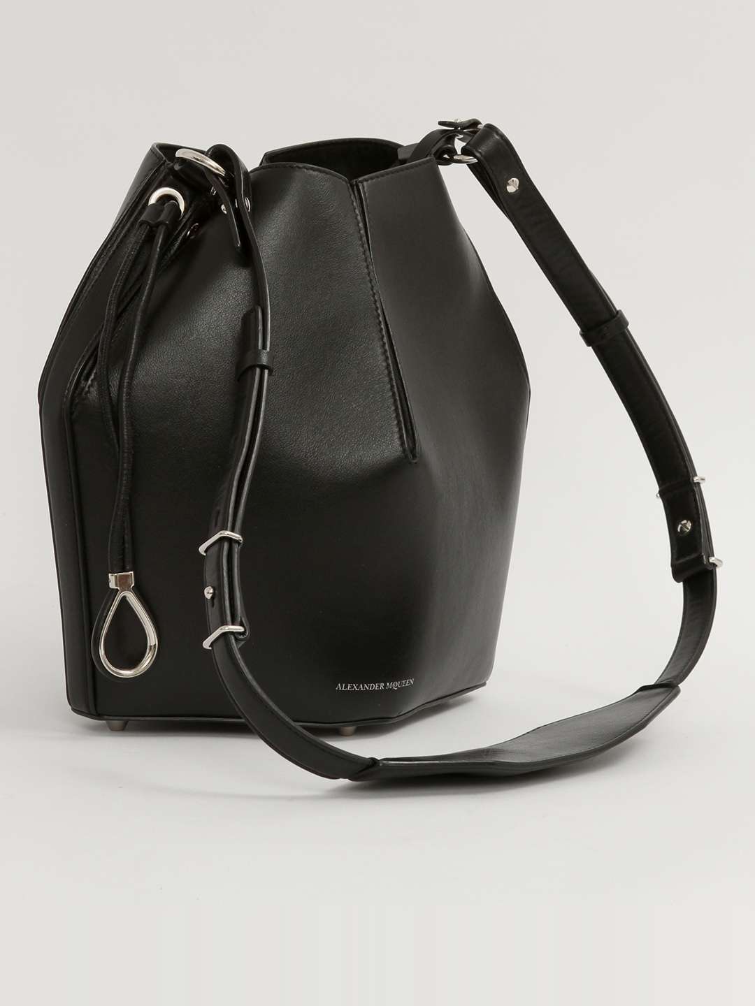 Alexander McQueen Bucket 2