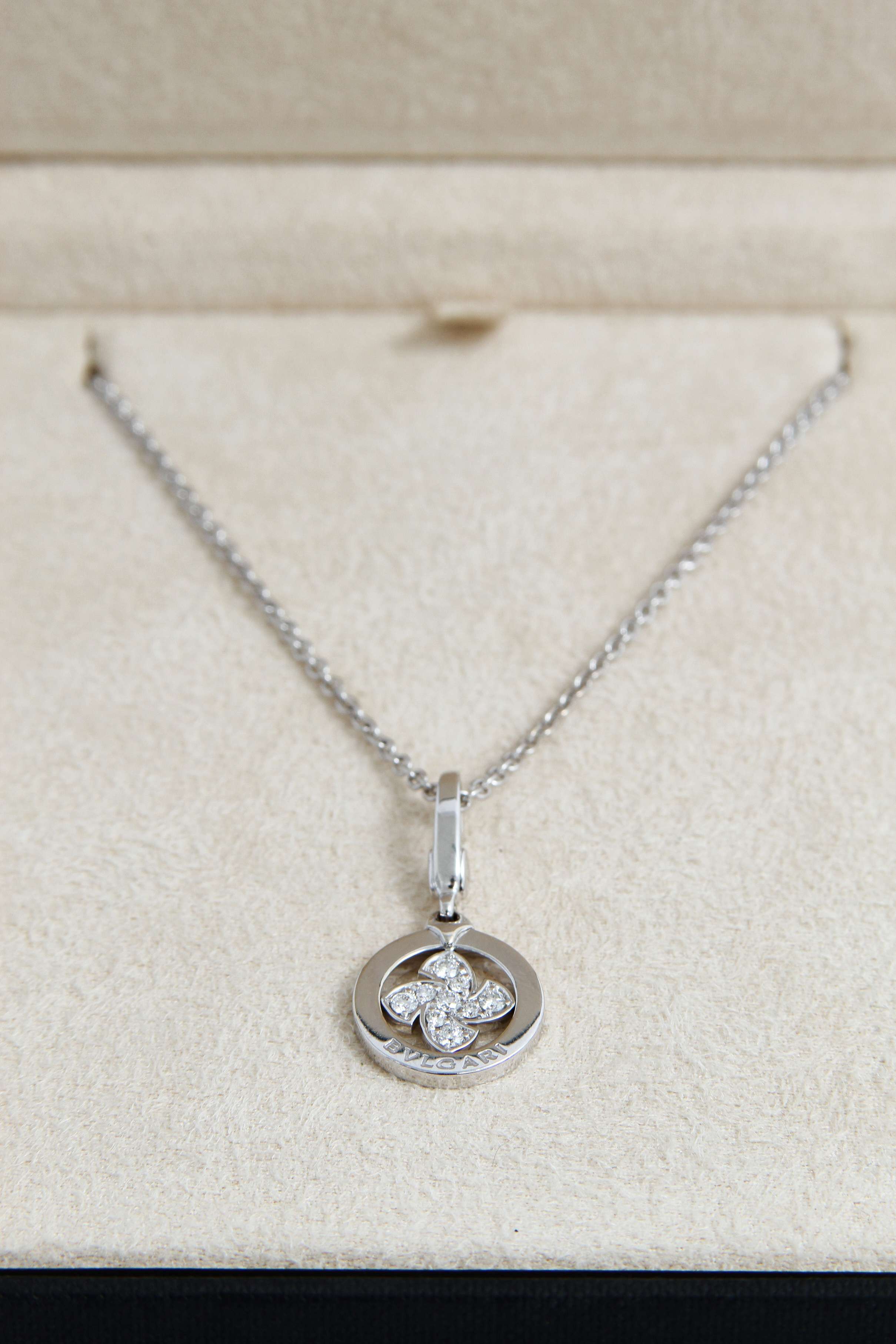Bvlgari Necklace 2