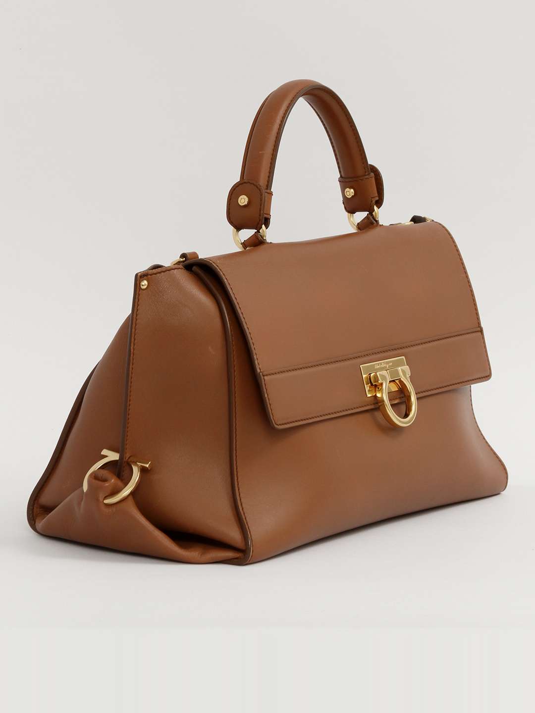 Salvatore Ferragamo Sofia 2