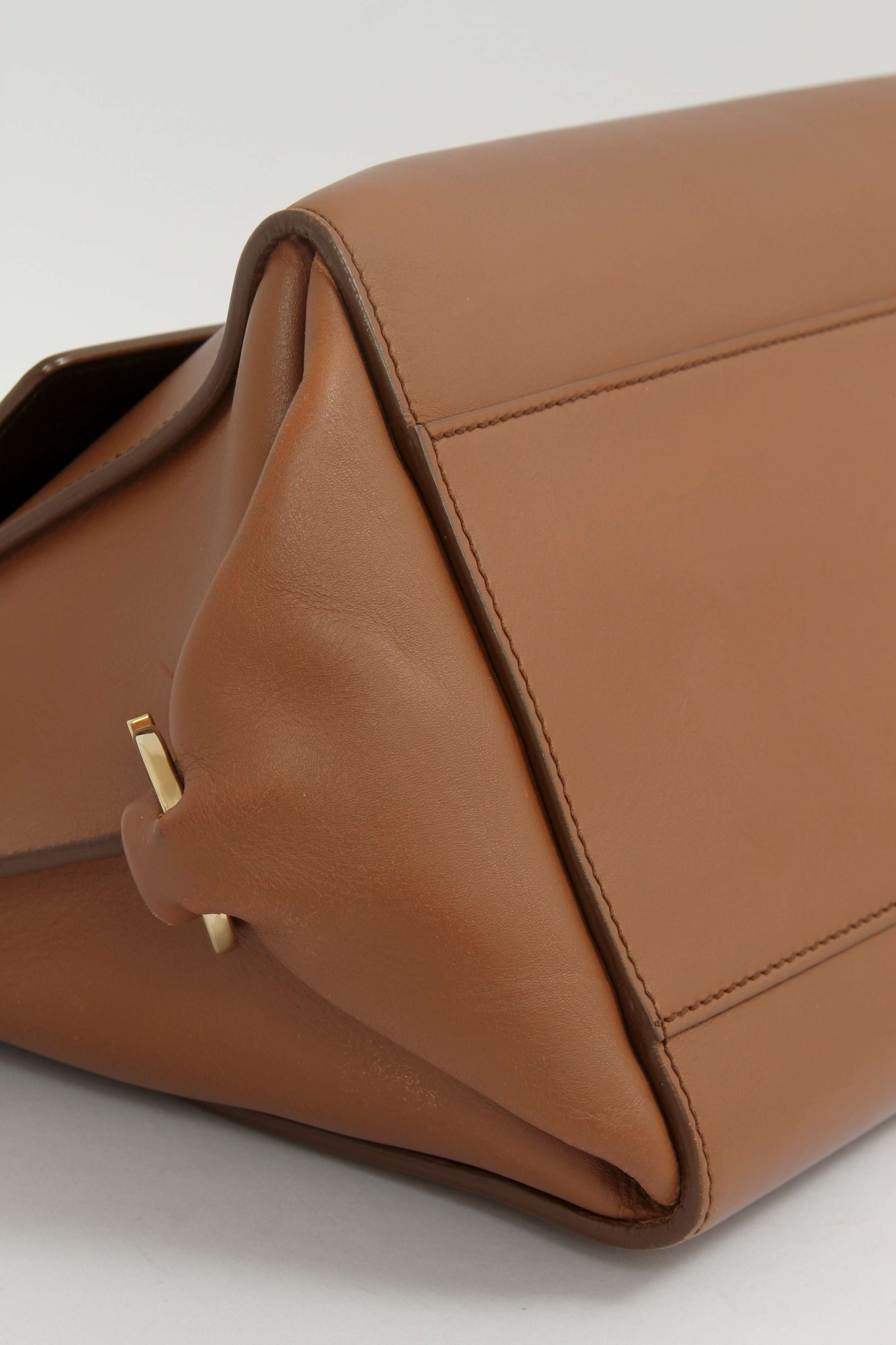 Salvatore Ferragamo Sofia 5