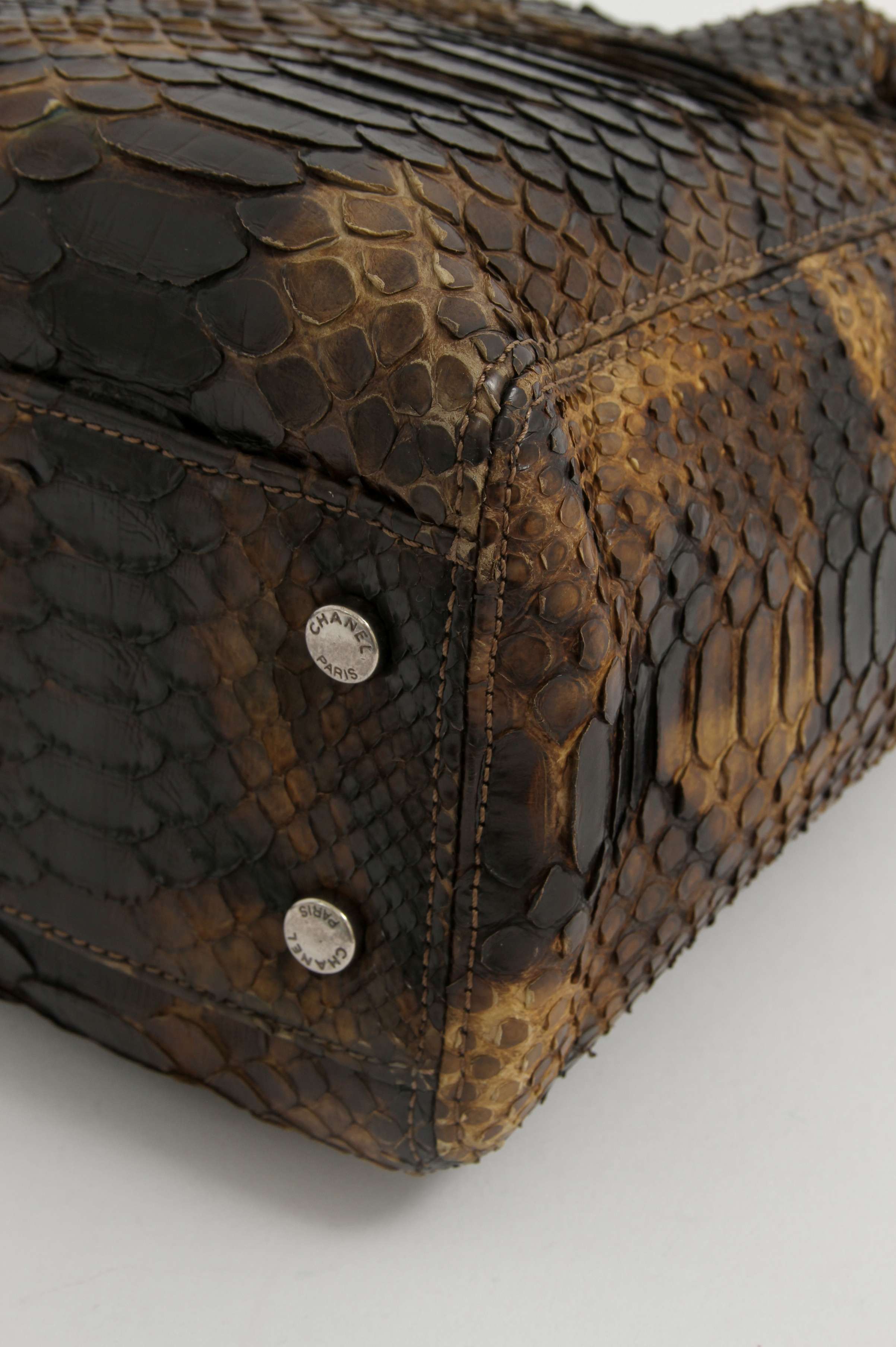 Chanel Shopper 5