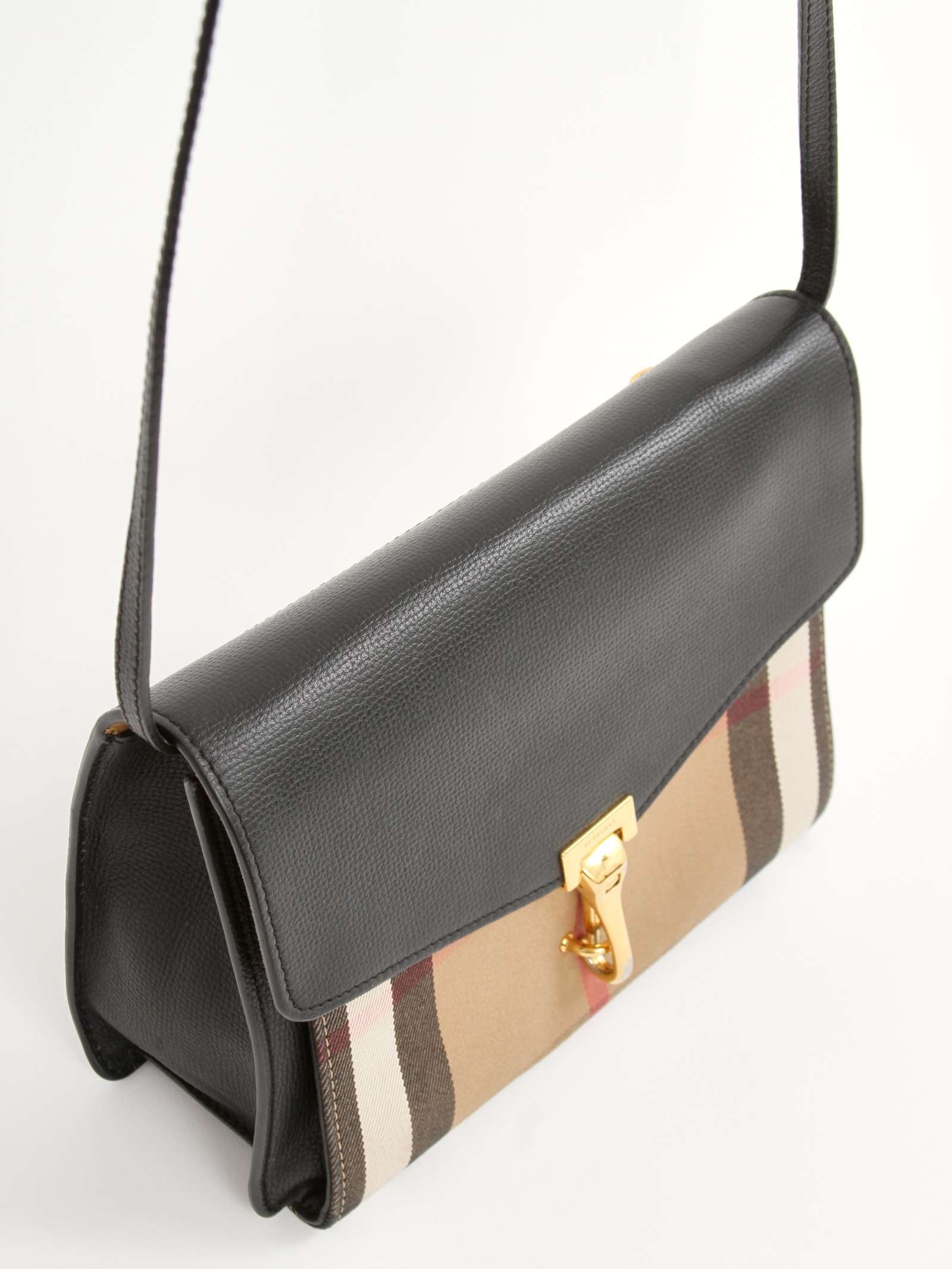 Burberry Macken 5