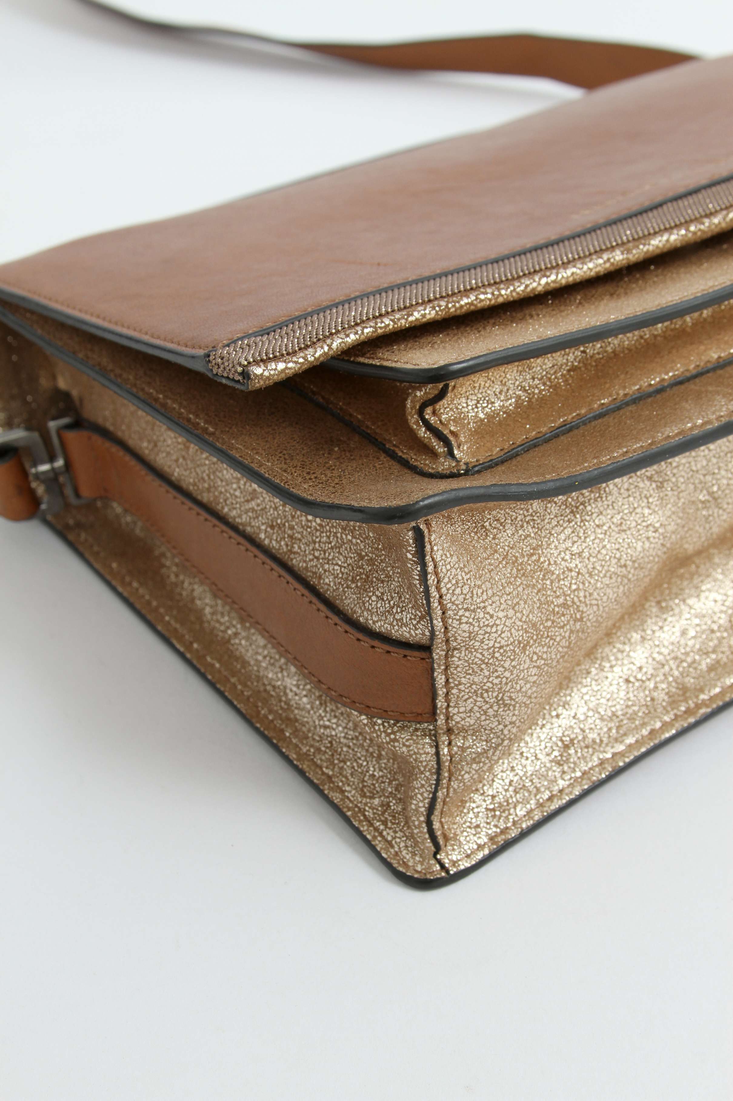 Сумки Brunello Cucinelli Leather Bag изображение #16