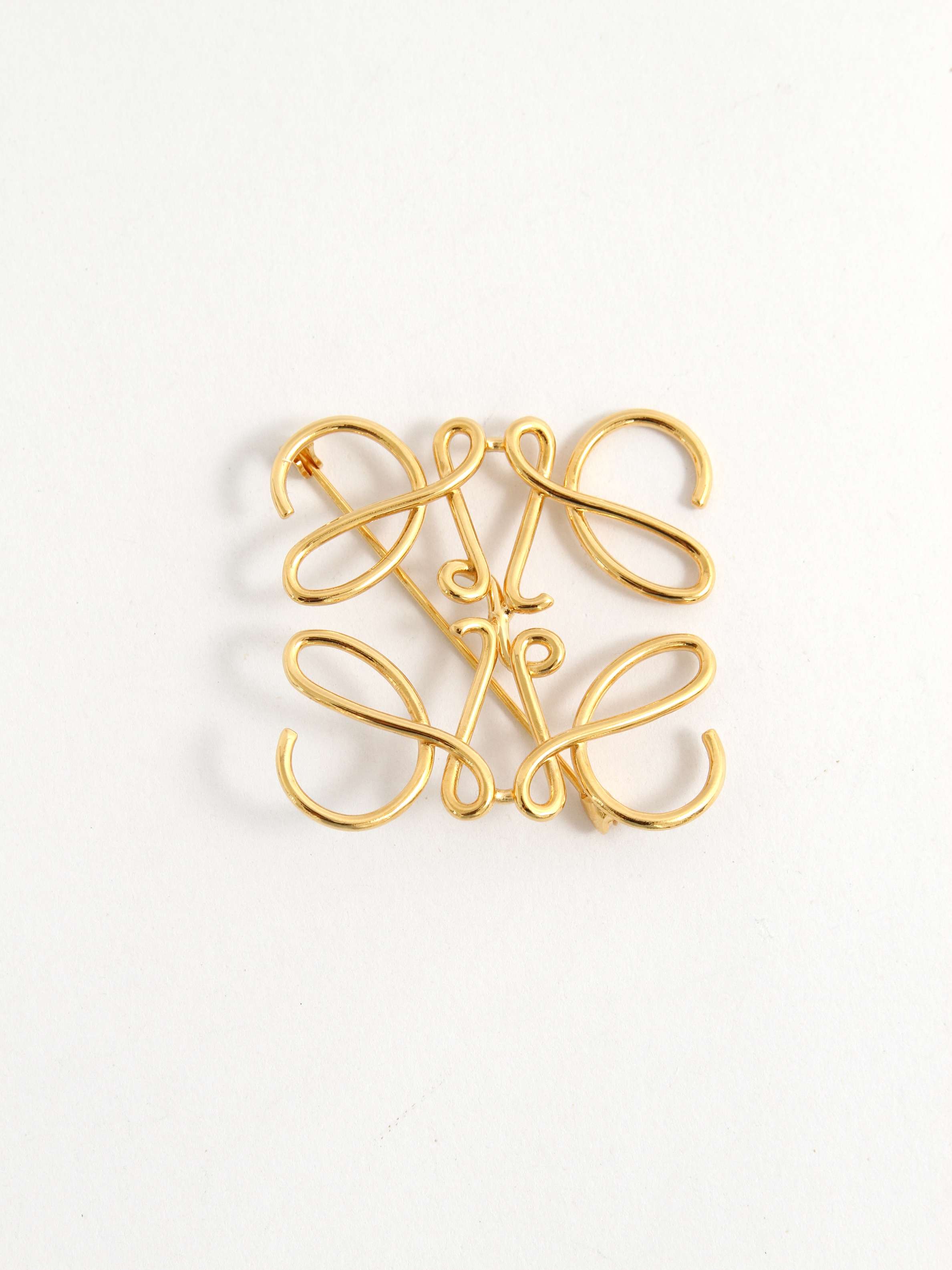 Loewe Brooch