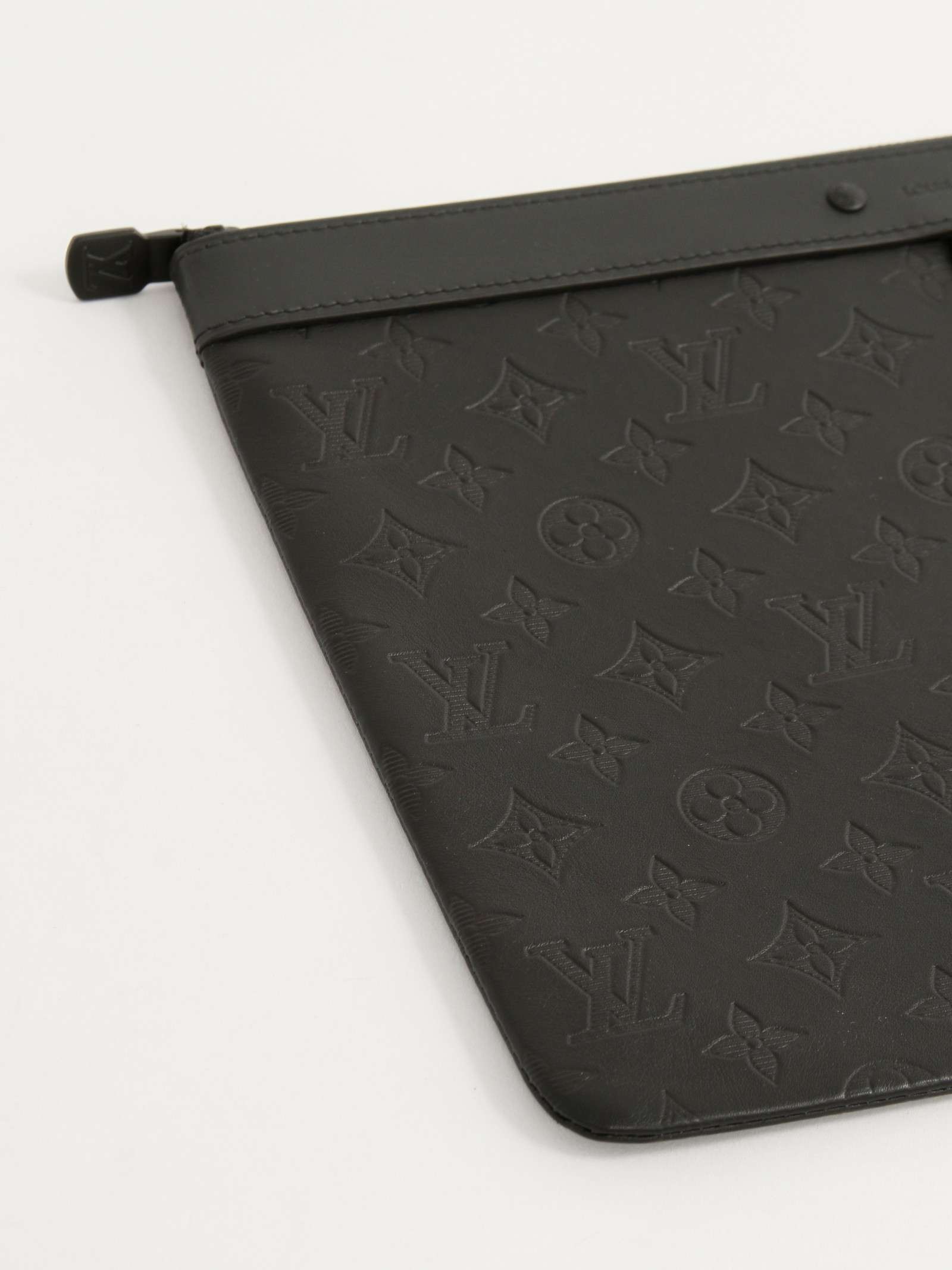 Louis Vuitton Case 5