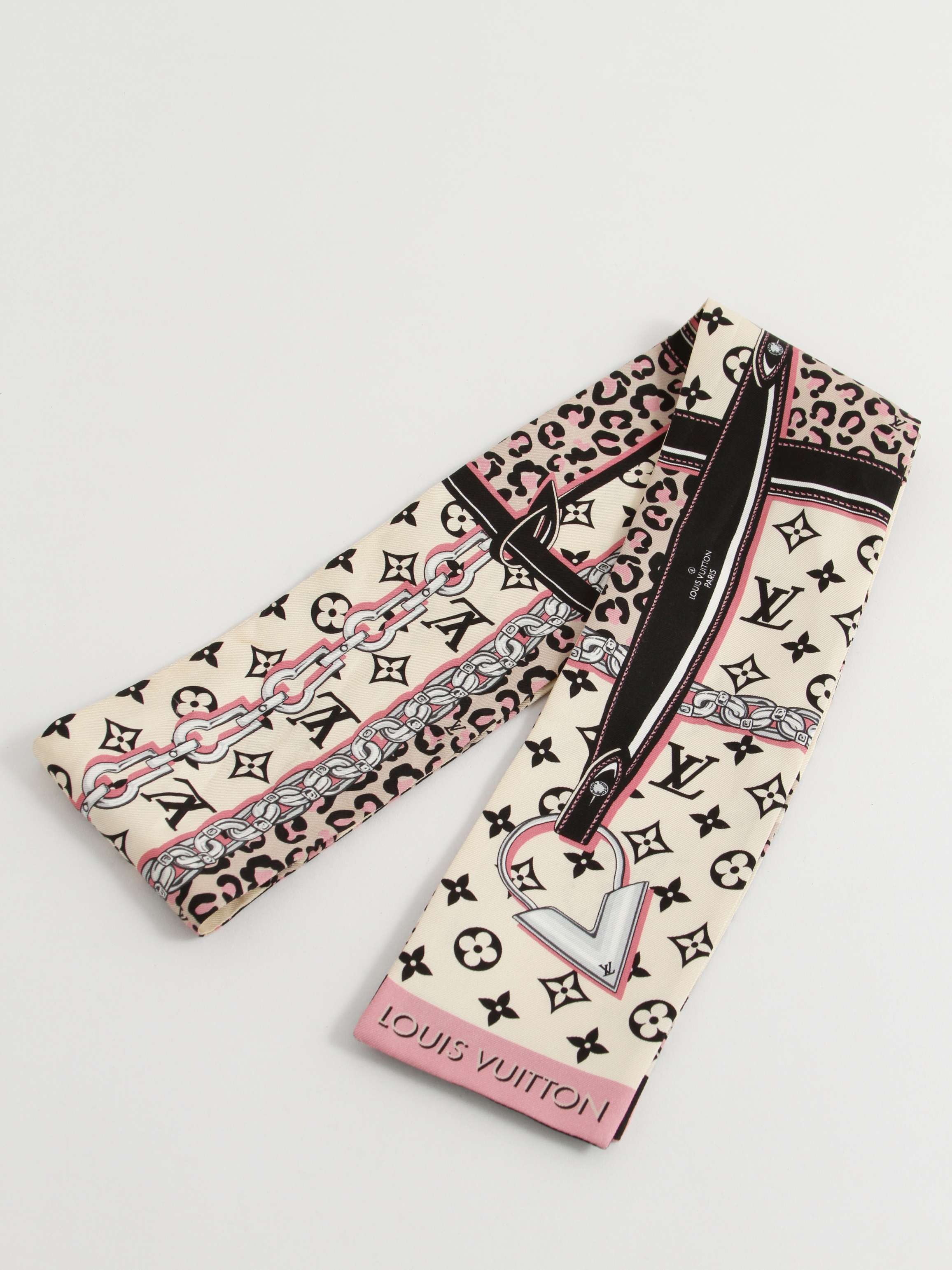 Louis Vuitton Twilly 2