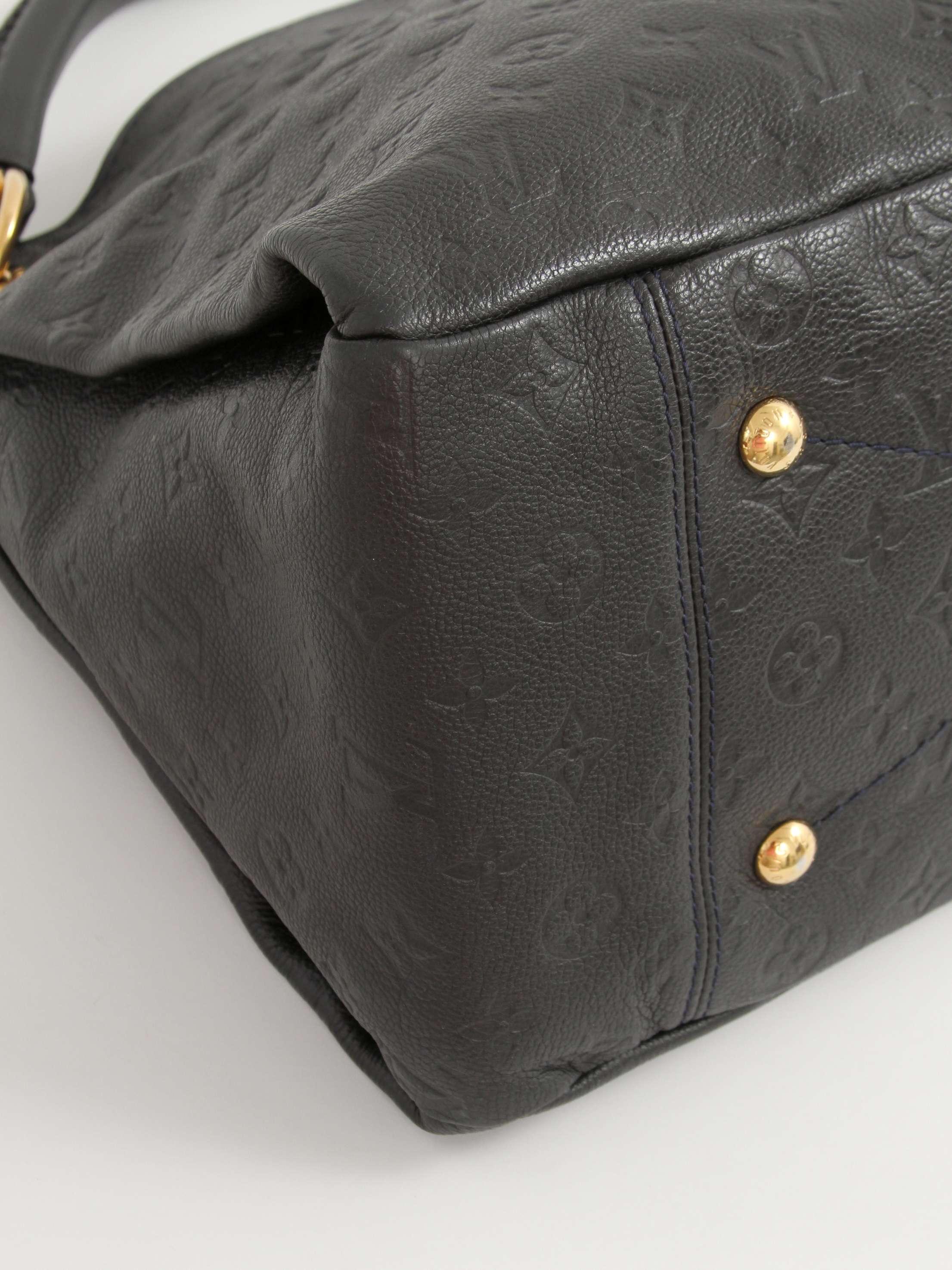 Louis Vuitton Artsy  5