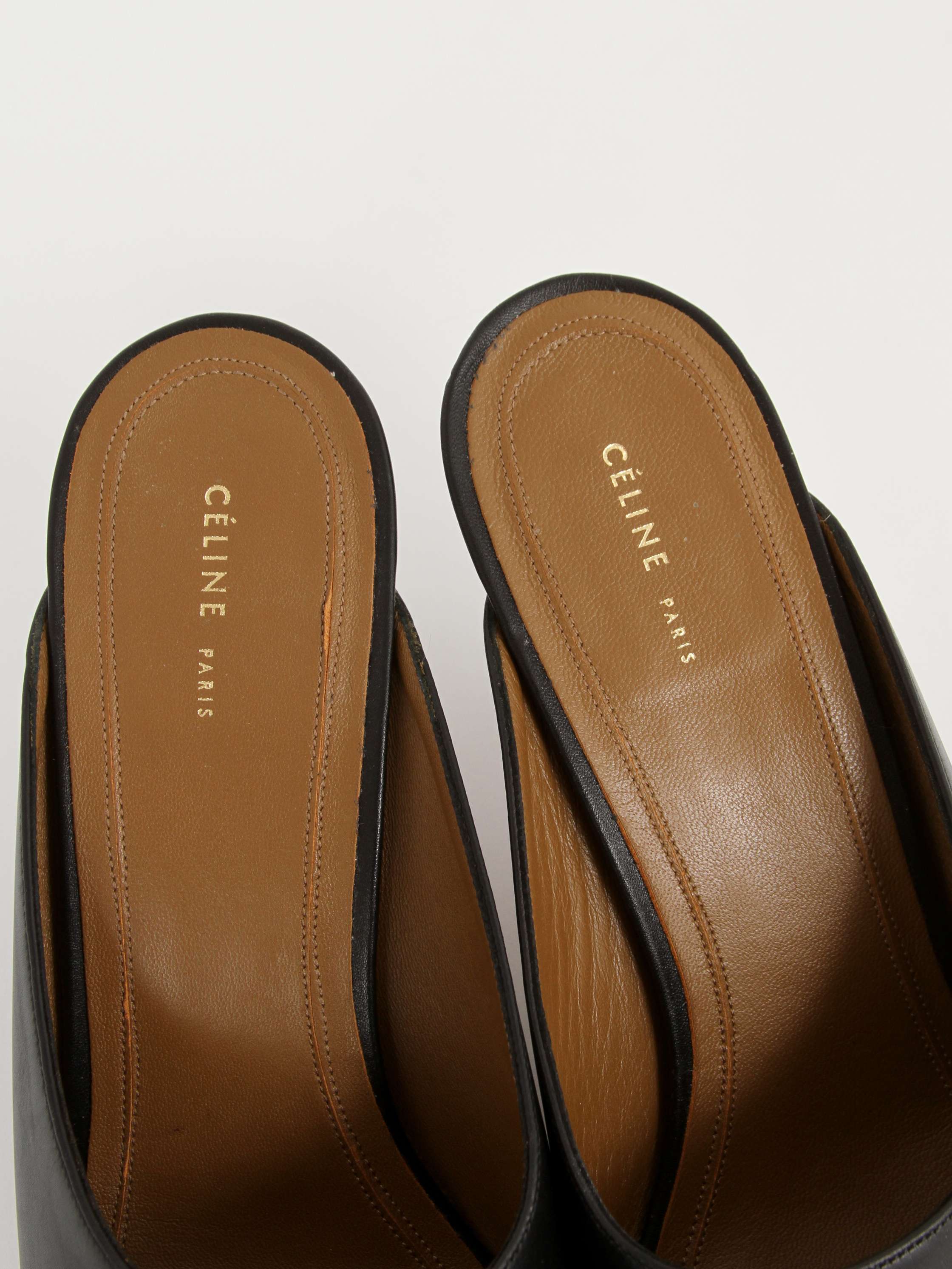 Celine 38 5