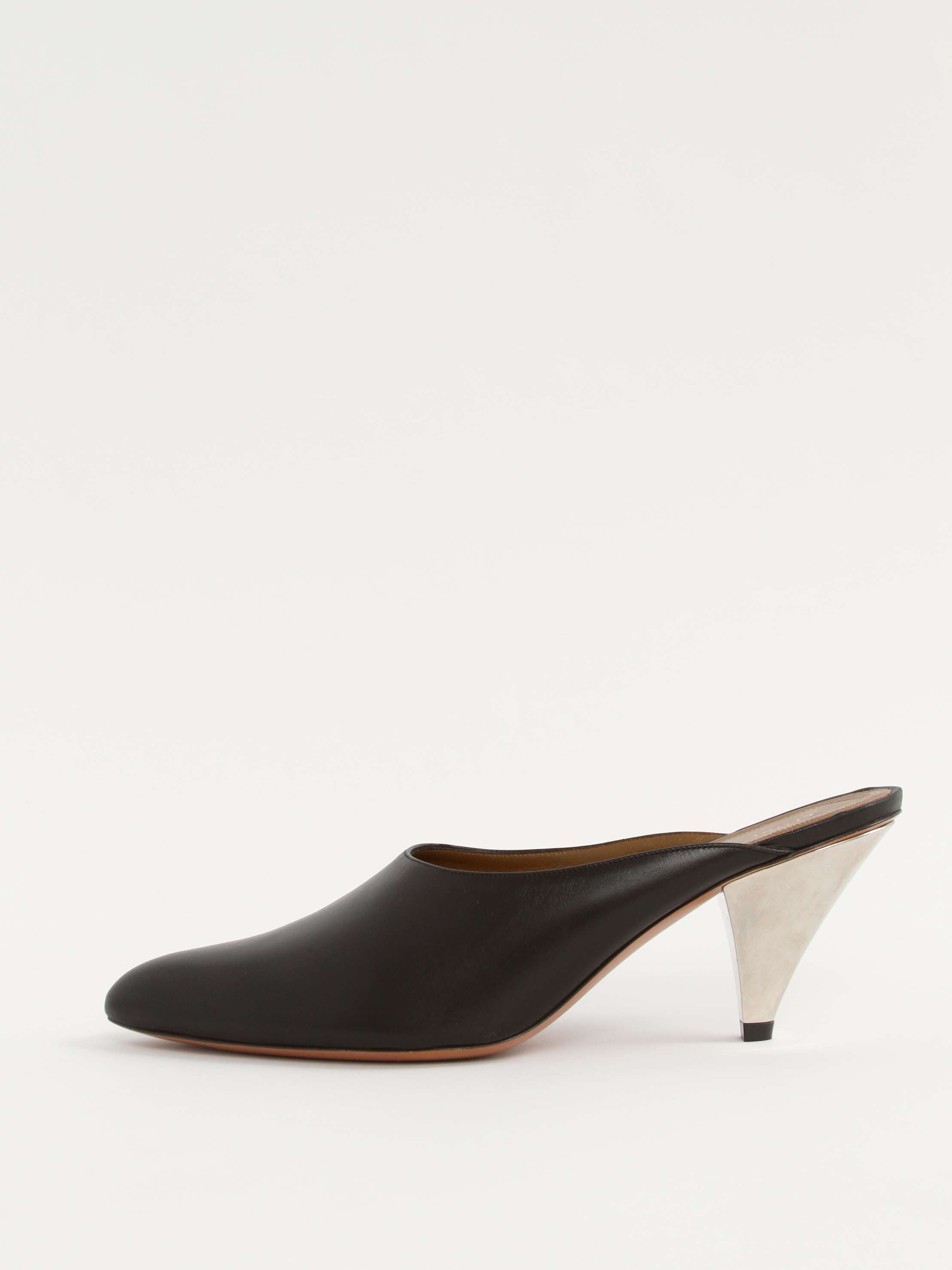 Celine 38 2