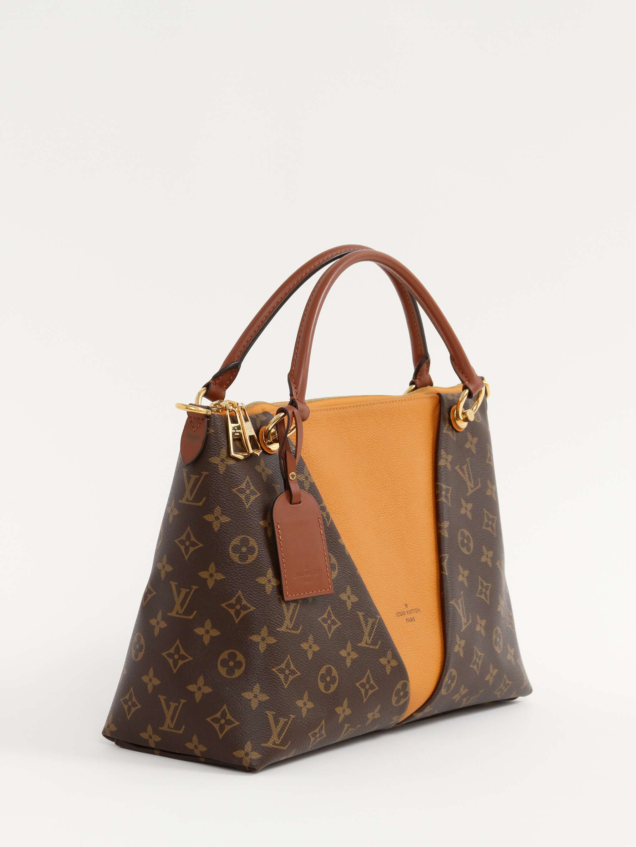Louis Vuitton V Tote 2