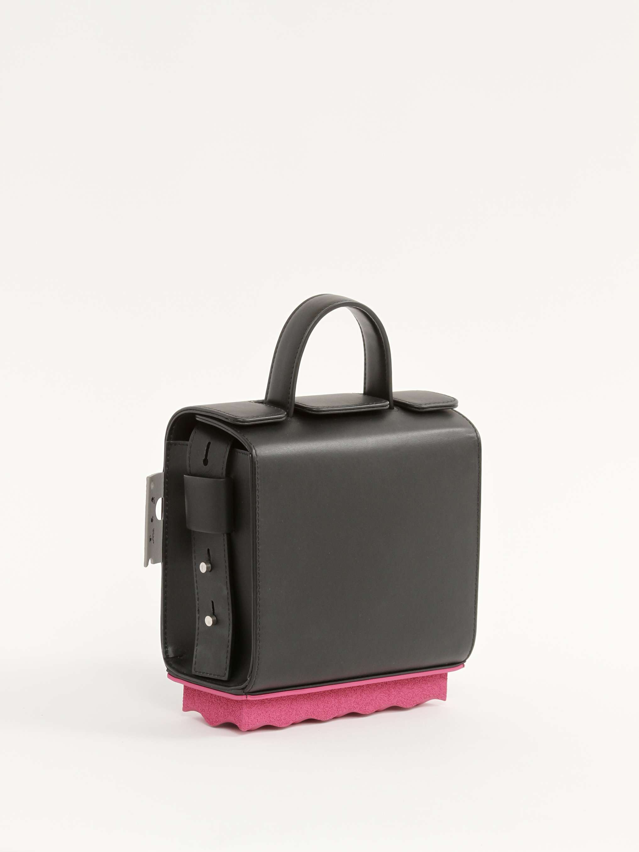 Off-White Stecker 2