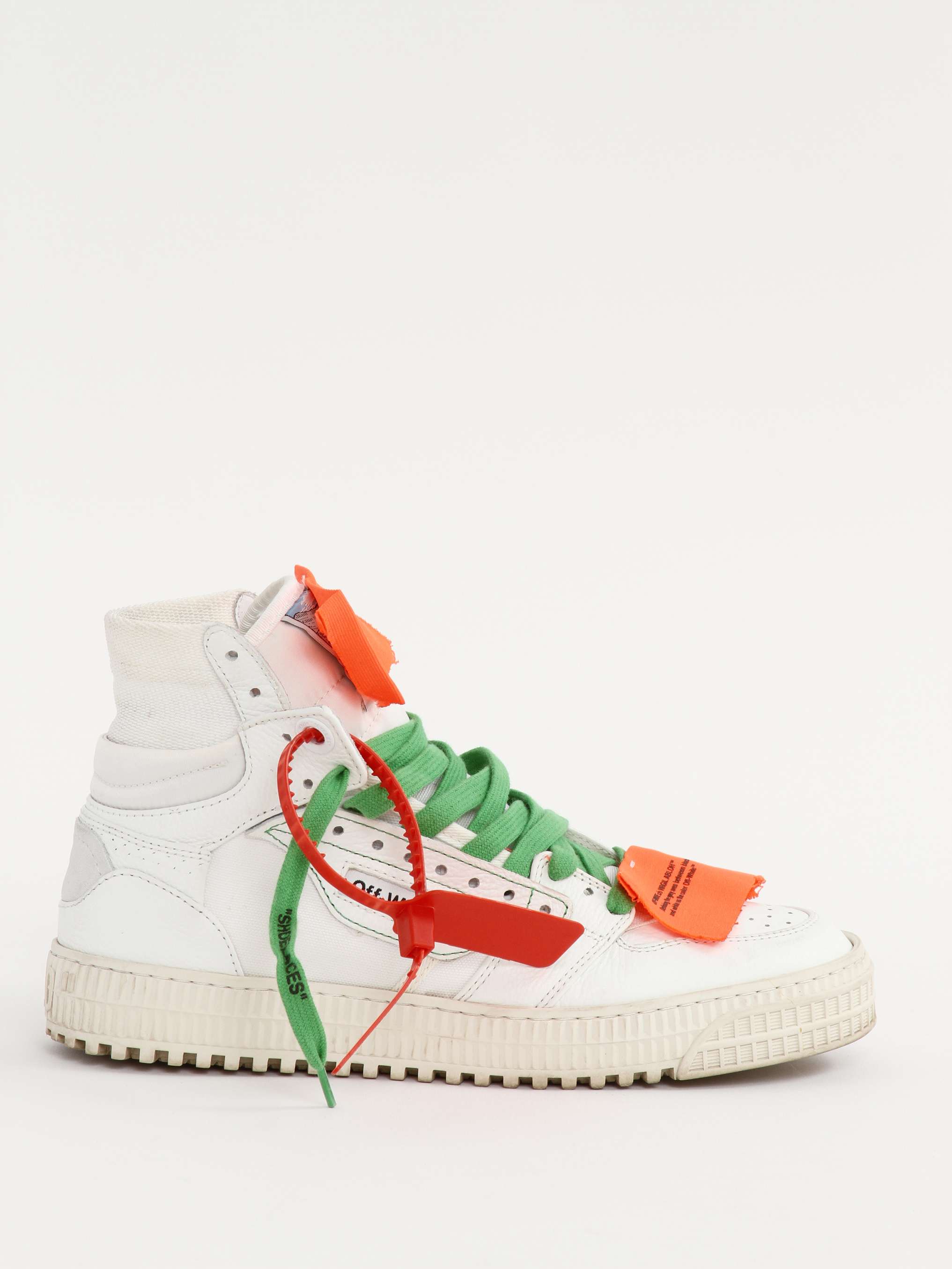 Off-White 37