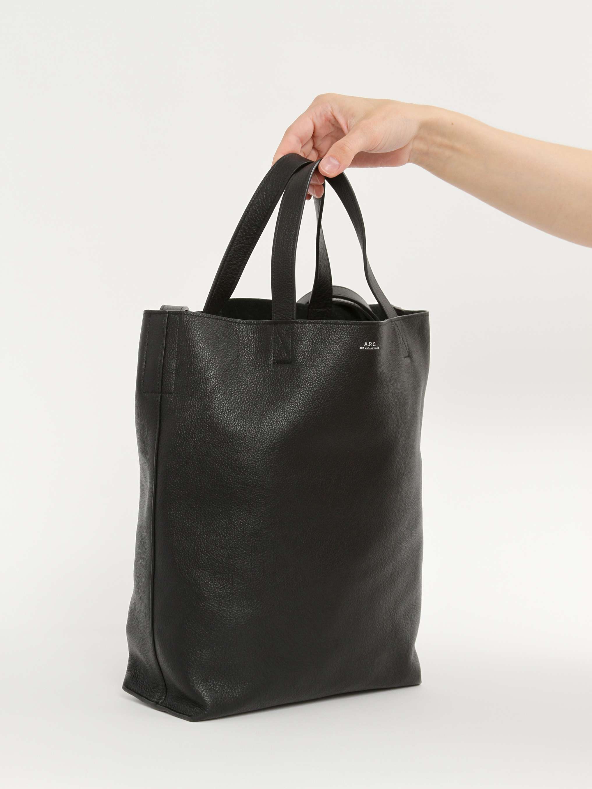 A.P.C. Maiko 2