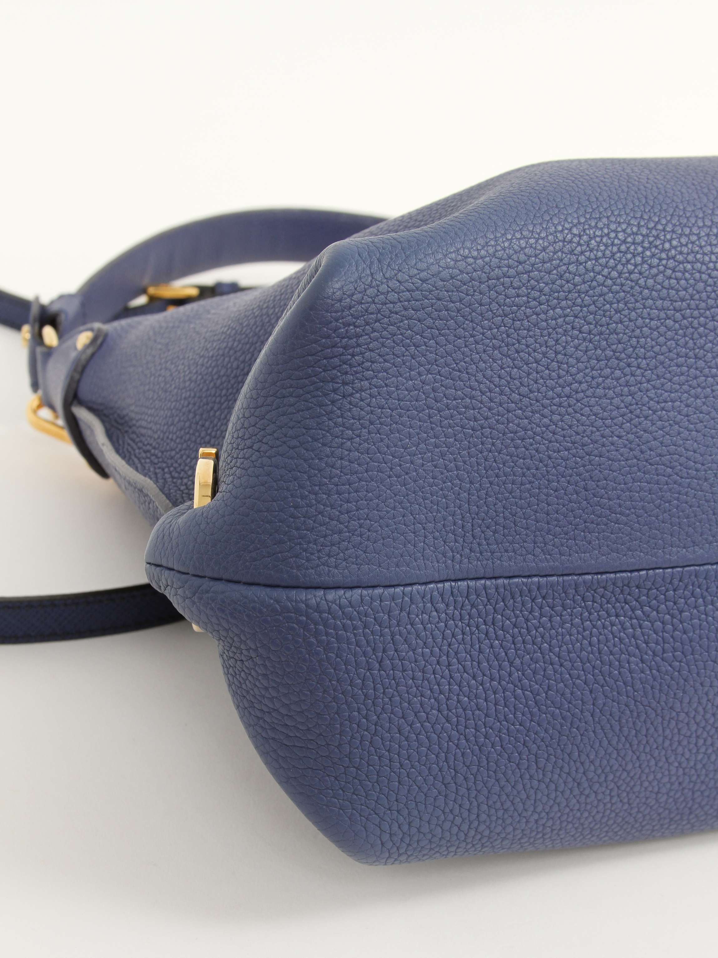 Сумки Salvatore Ferragamo Sofia изображение #9
